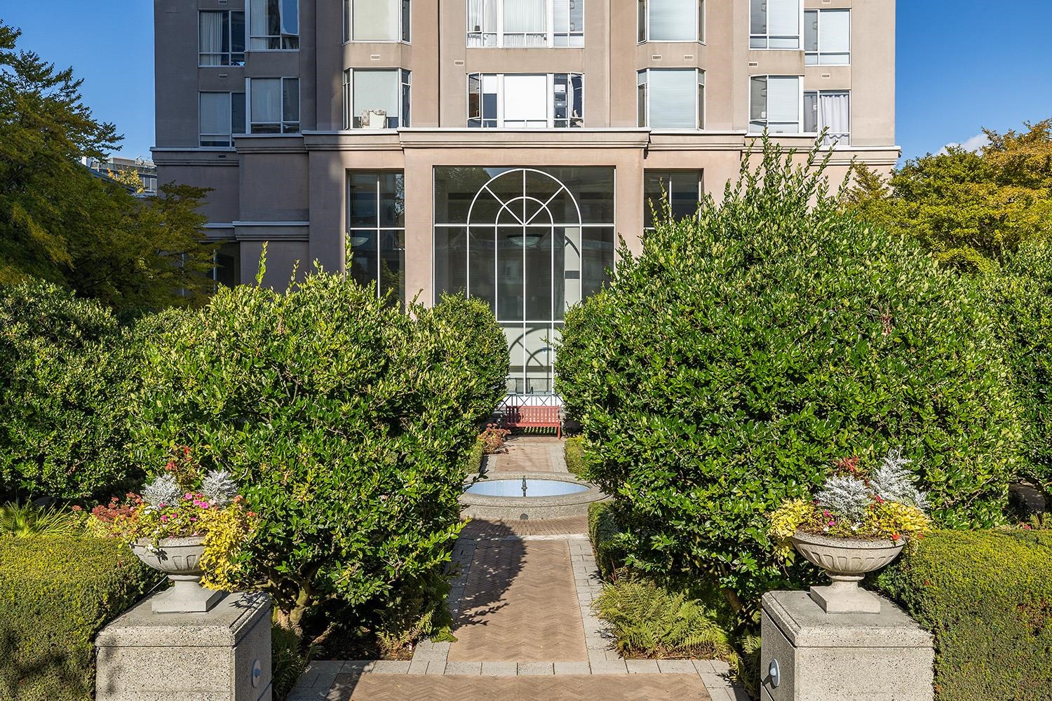 201 2668 Ash Street - MLS&reg; # R3125189