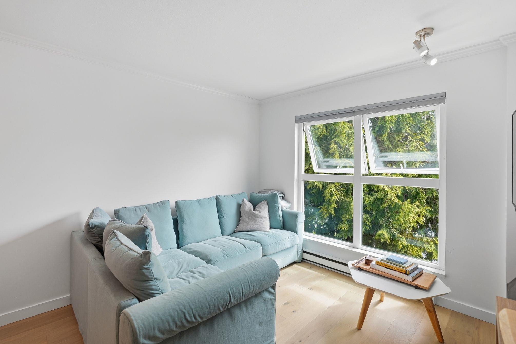  2510 4th Avenue - MLS&reg; # R3125219