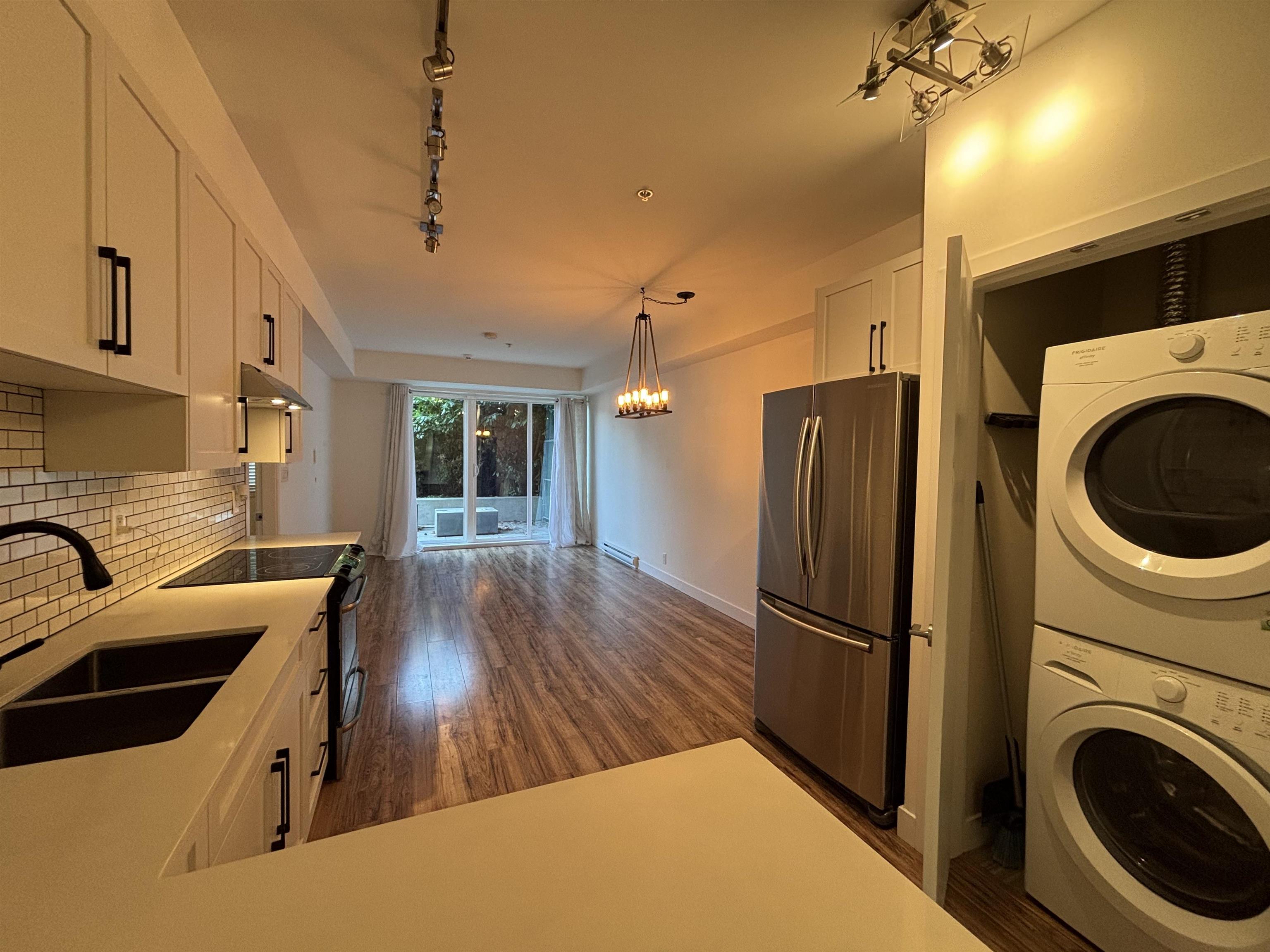 x10 388 Kootenay Street - MLS&reg; # R3125889