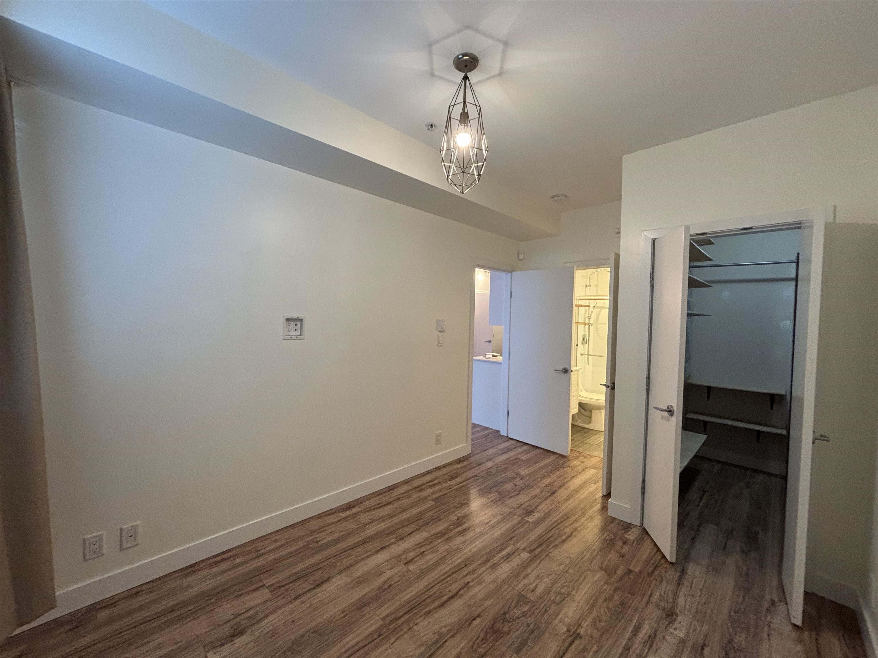 x10 388 Kootenay Street - MLS&reg; # R3125889