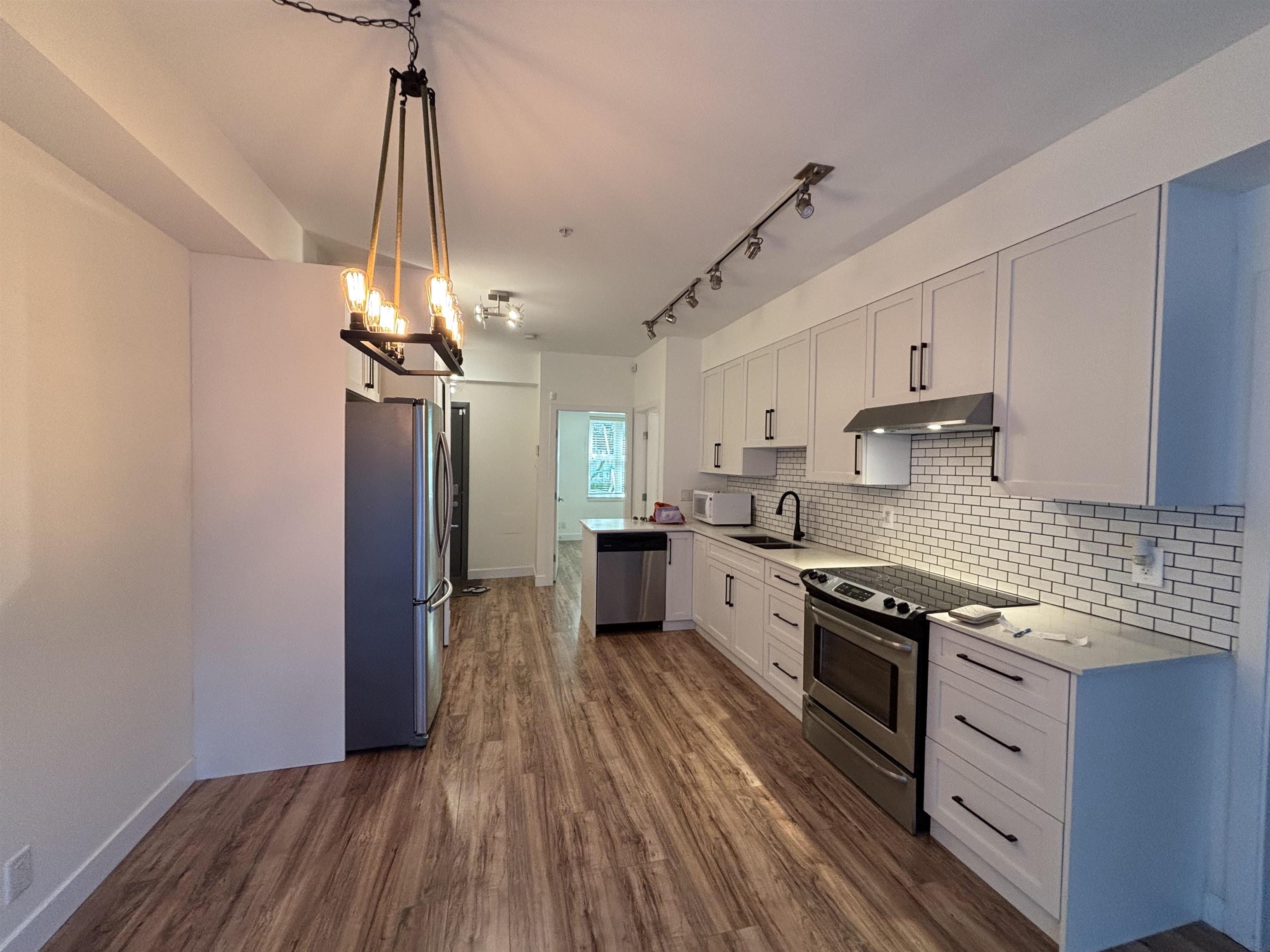 x10 388 Kootenay Street - MLS&reg; # R3125889