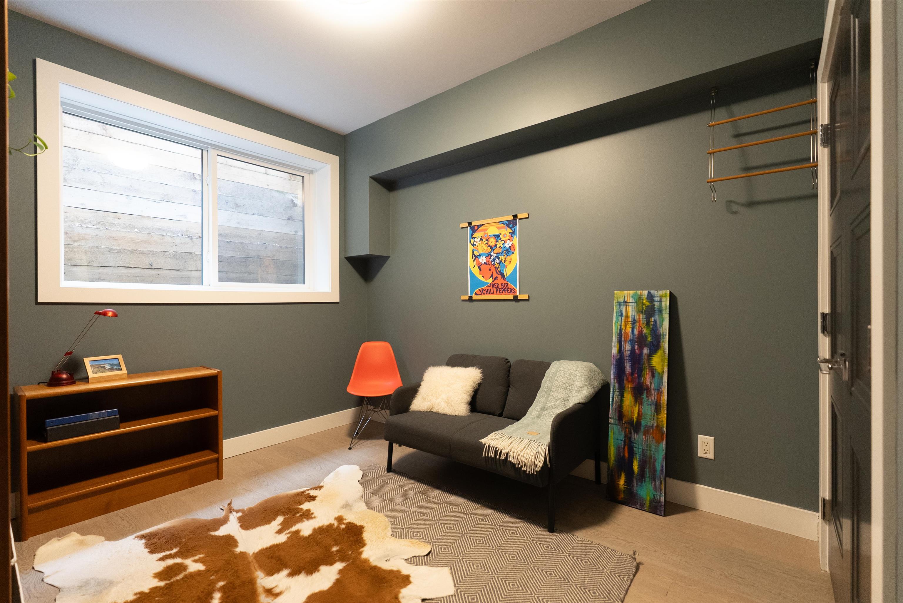  900 Hendry Avenue - MLS&reg; # R3125967