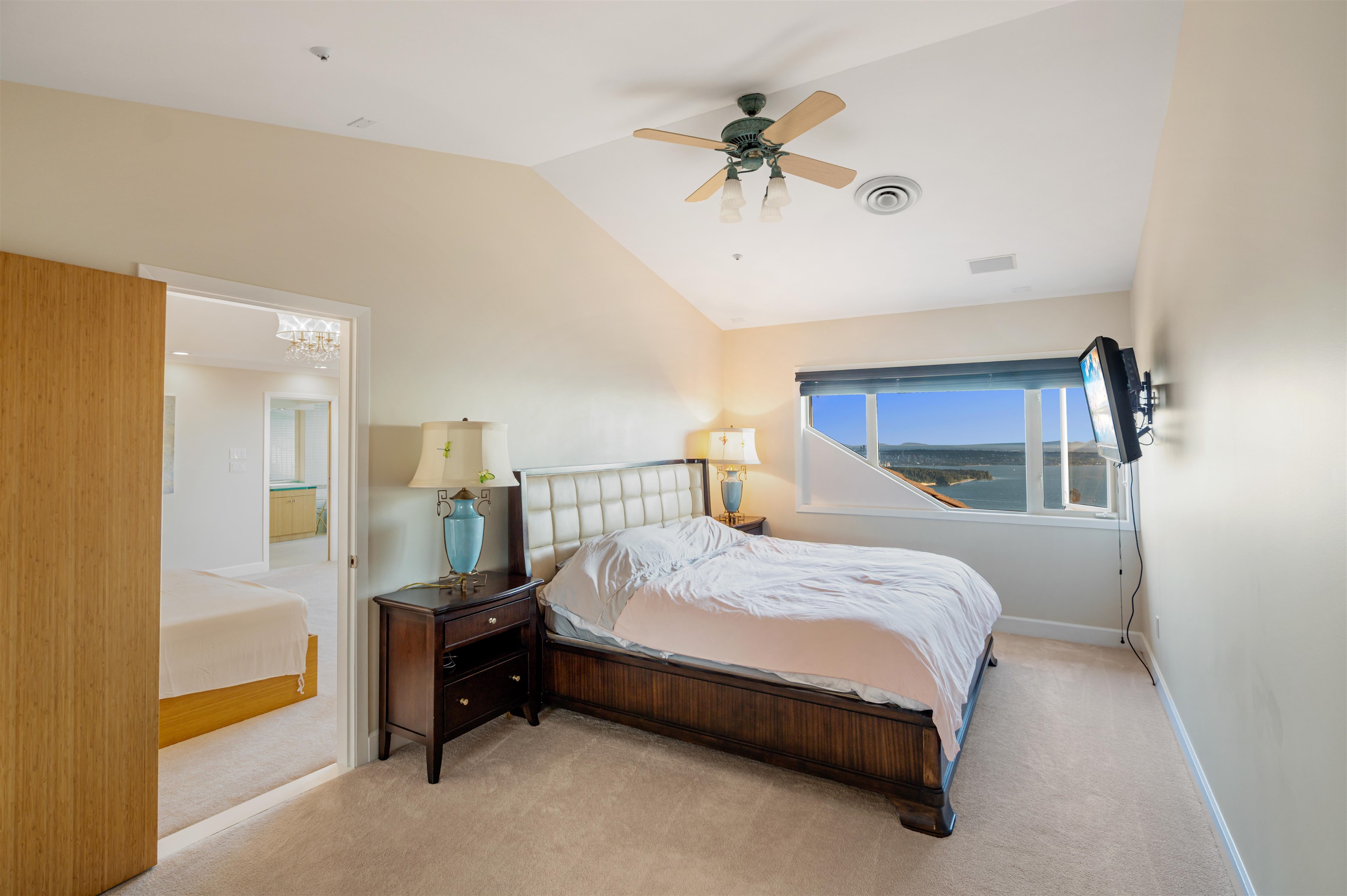  1526 Chippendale Court - MLS&reg; # R3126964