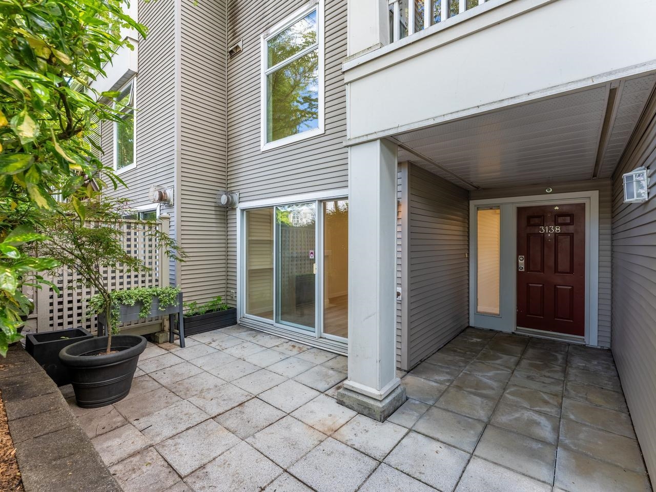  3138 4th Avenue - MLS&reg; # R3127145
