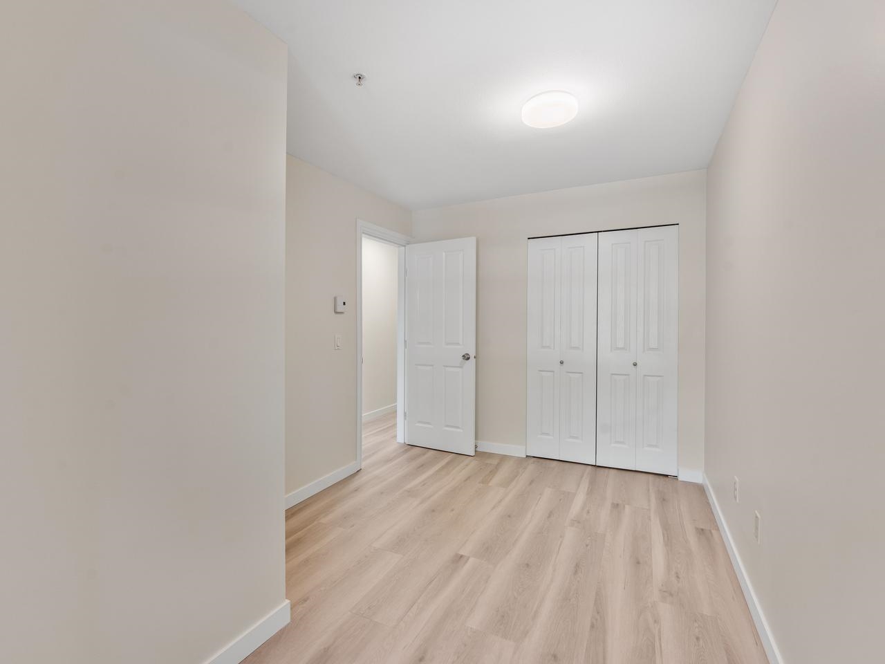  3138 4th Avenue - MLS&reg; # R3127145