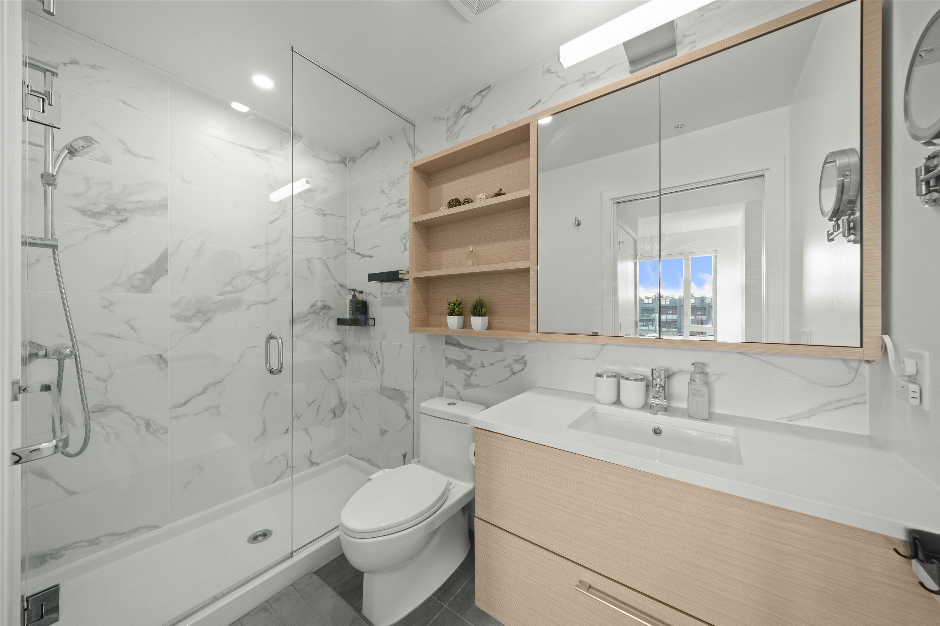 301 8888 Osler Street - MLS&reg; # R3127475