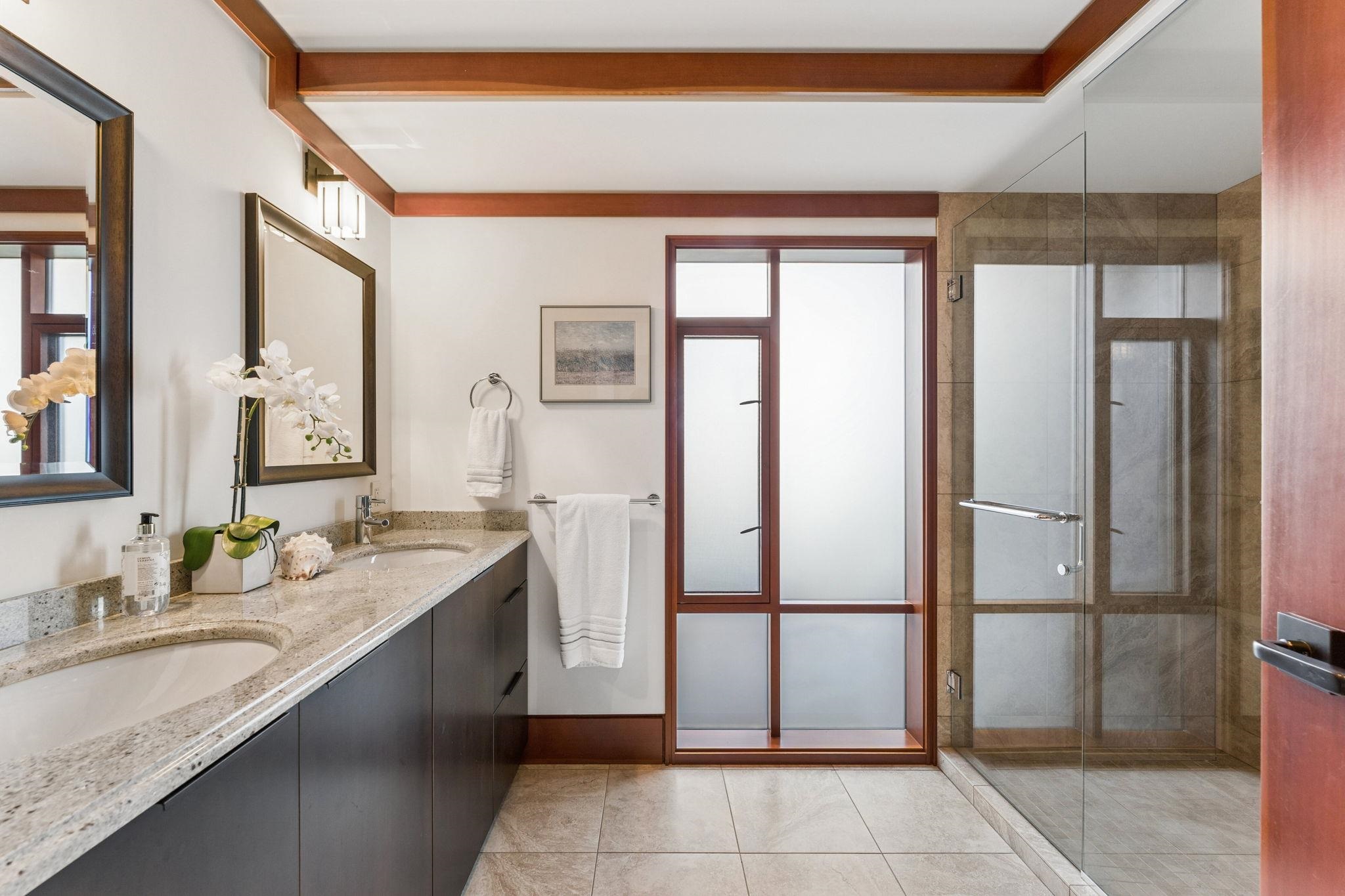  3673 Sunset Lane - MLS&reg; # R3128612