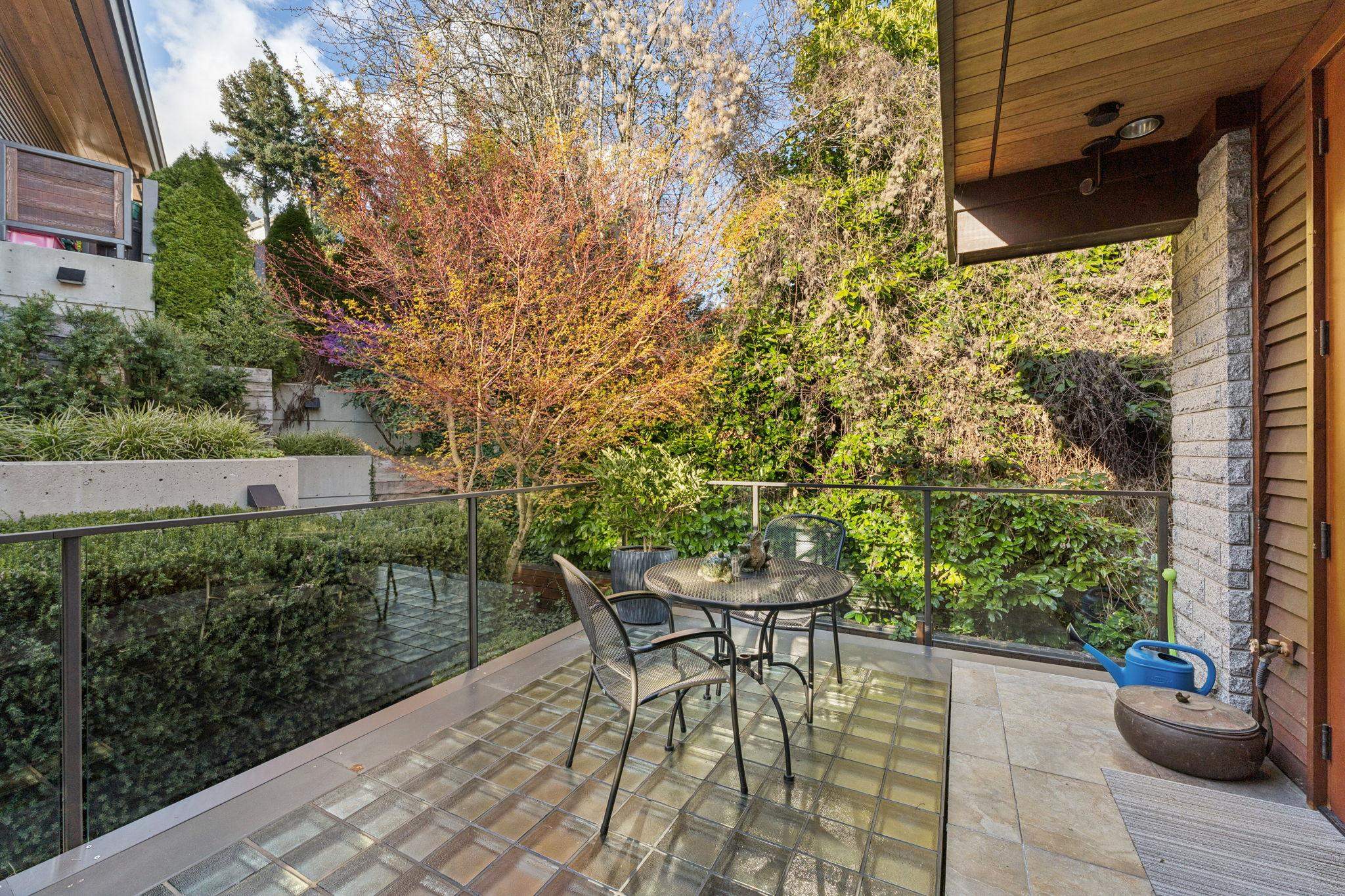  3673 Sunset Lane - MLS&reg; # R3128612