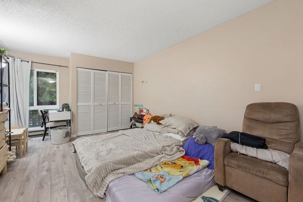 211 444 49th Avenue - MLS&reg; # R3129008
