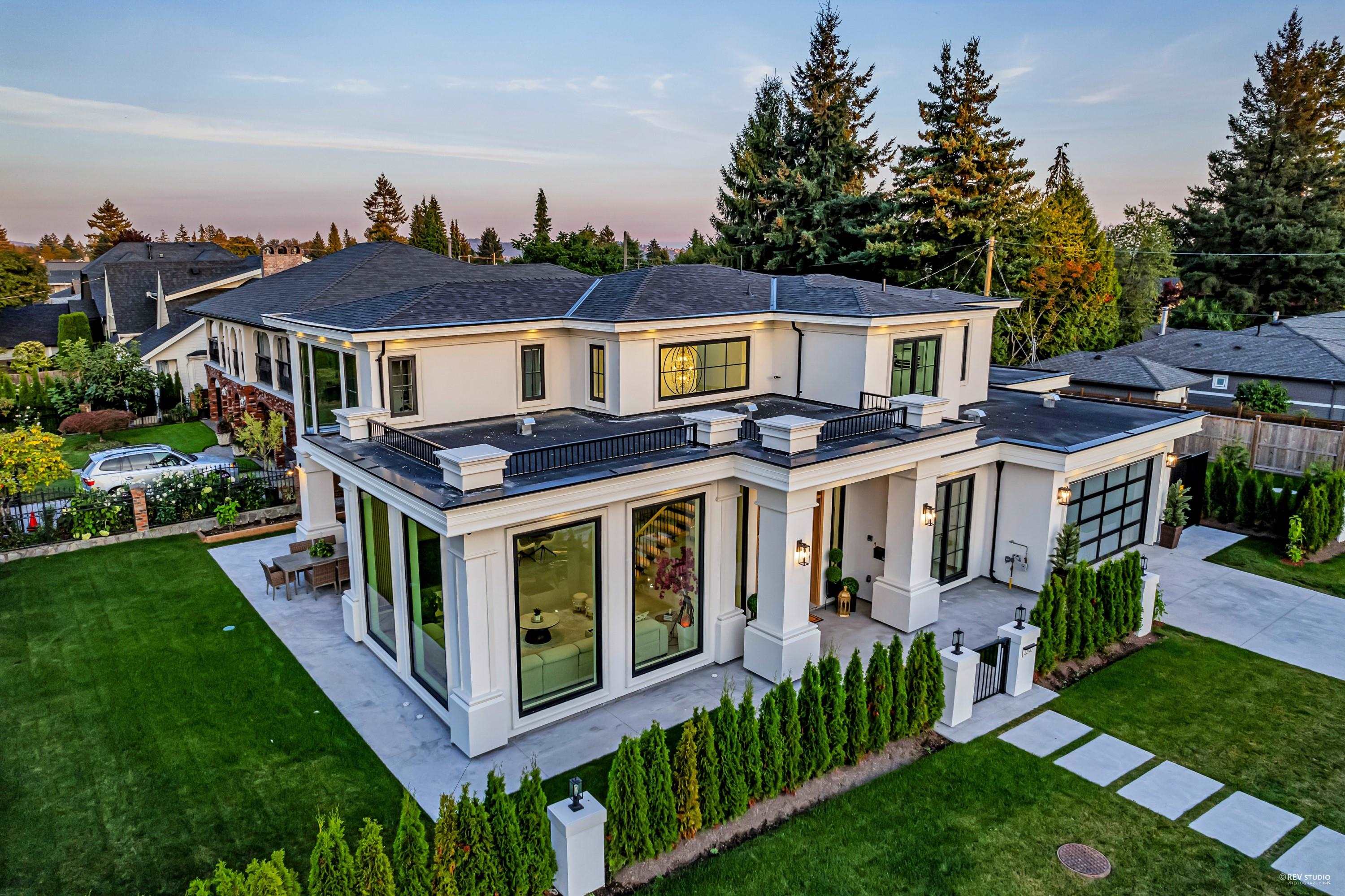  1390 Sutherland Avenue - MLS&reg; # R3129116