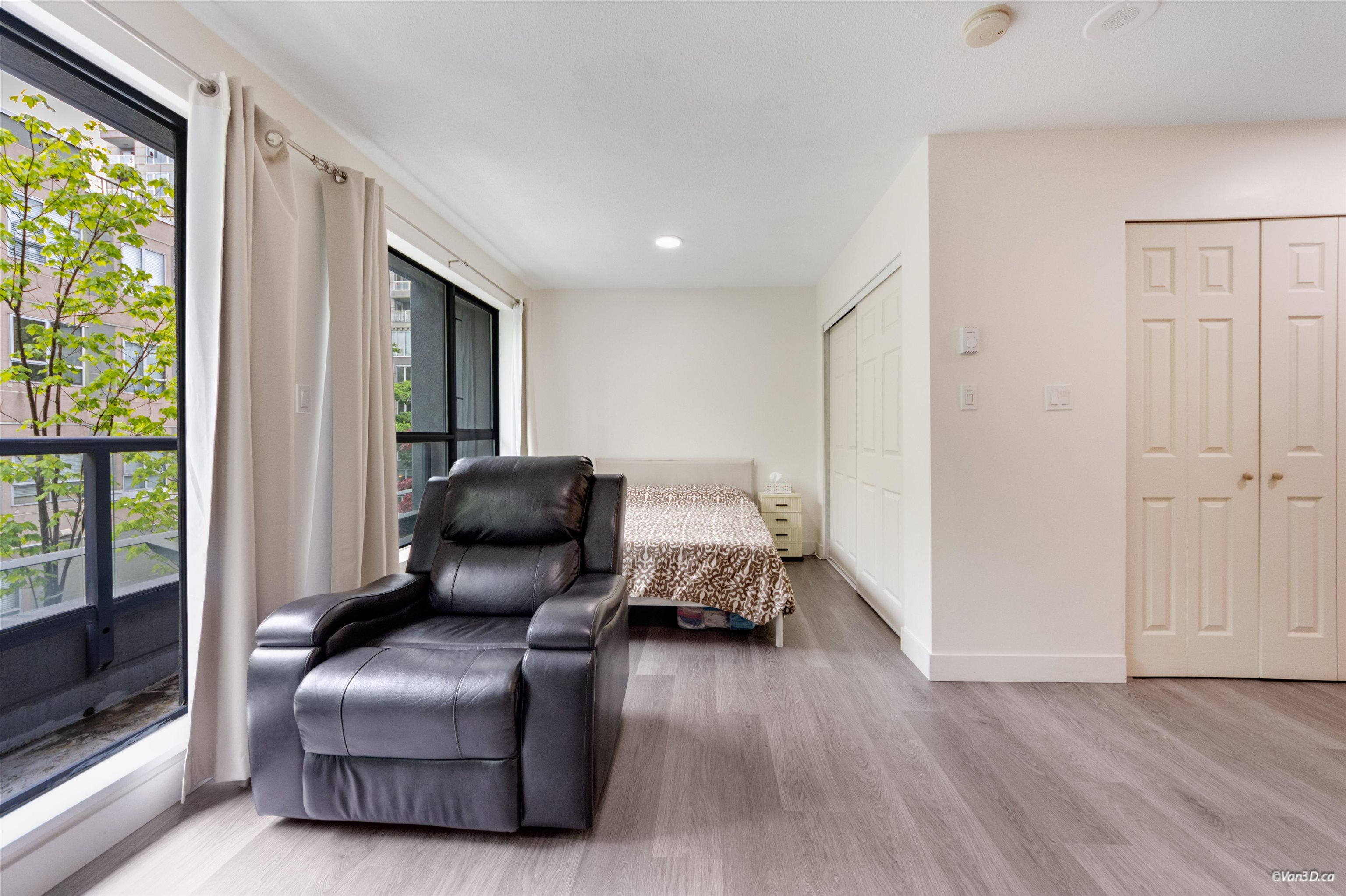 205 3438 Vanness Avenue - MLS&reg; # R3129717