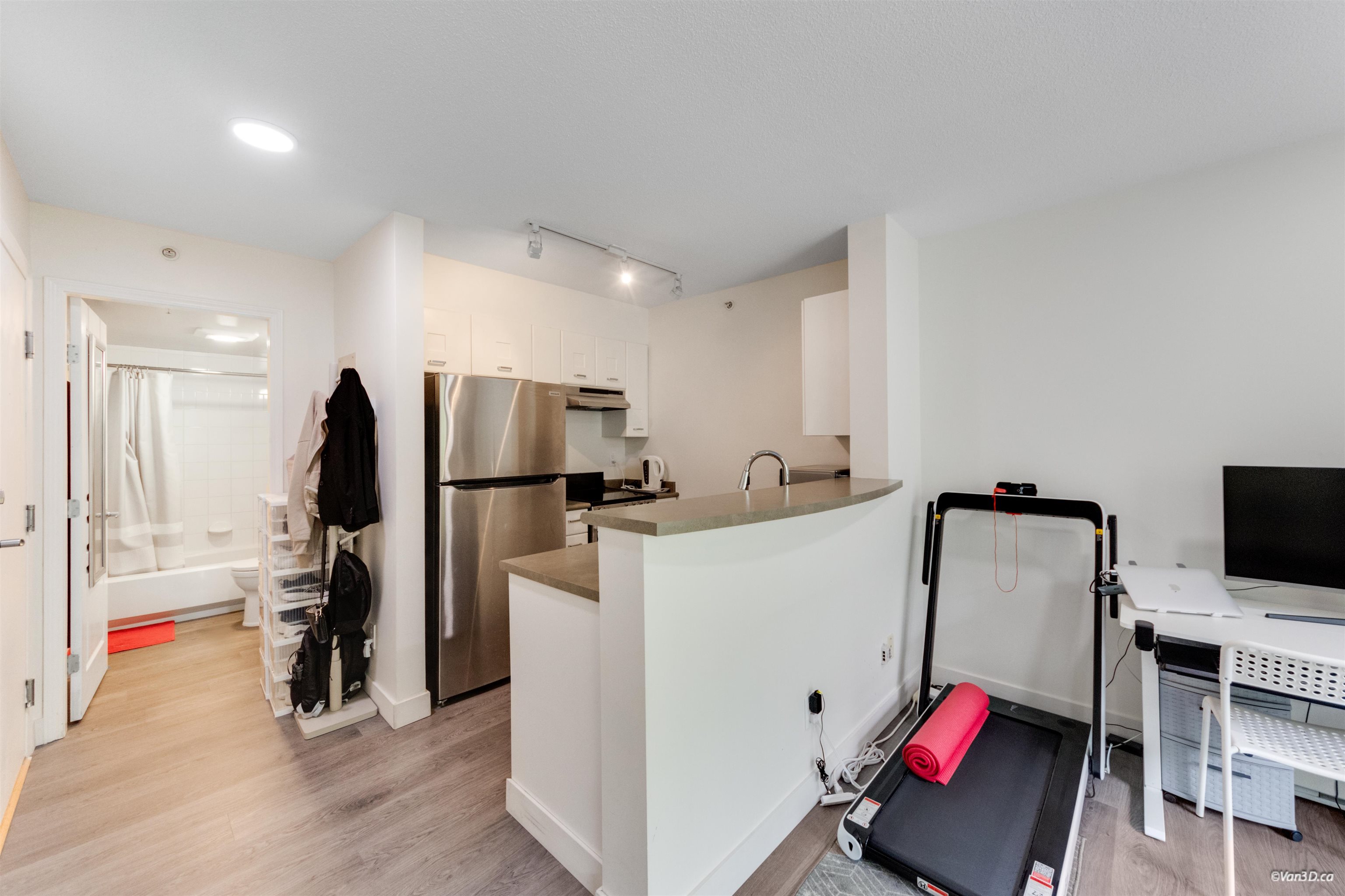 205 3438 Vanness Avenue - MLS&reg; # R3129717
