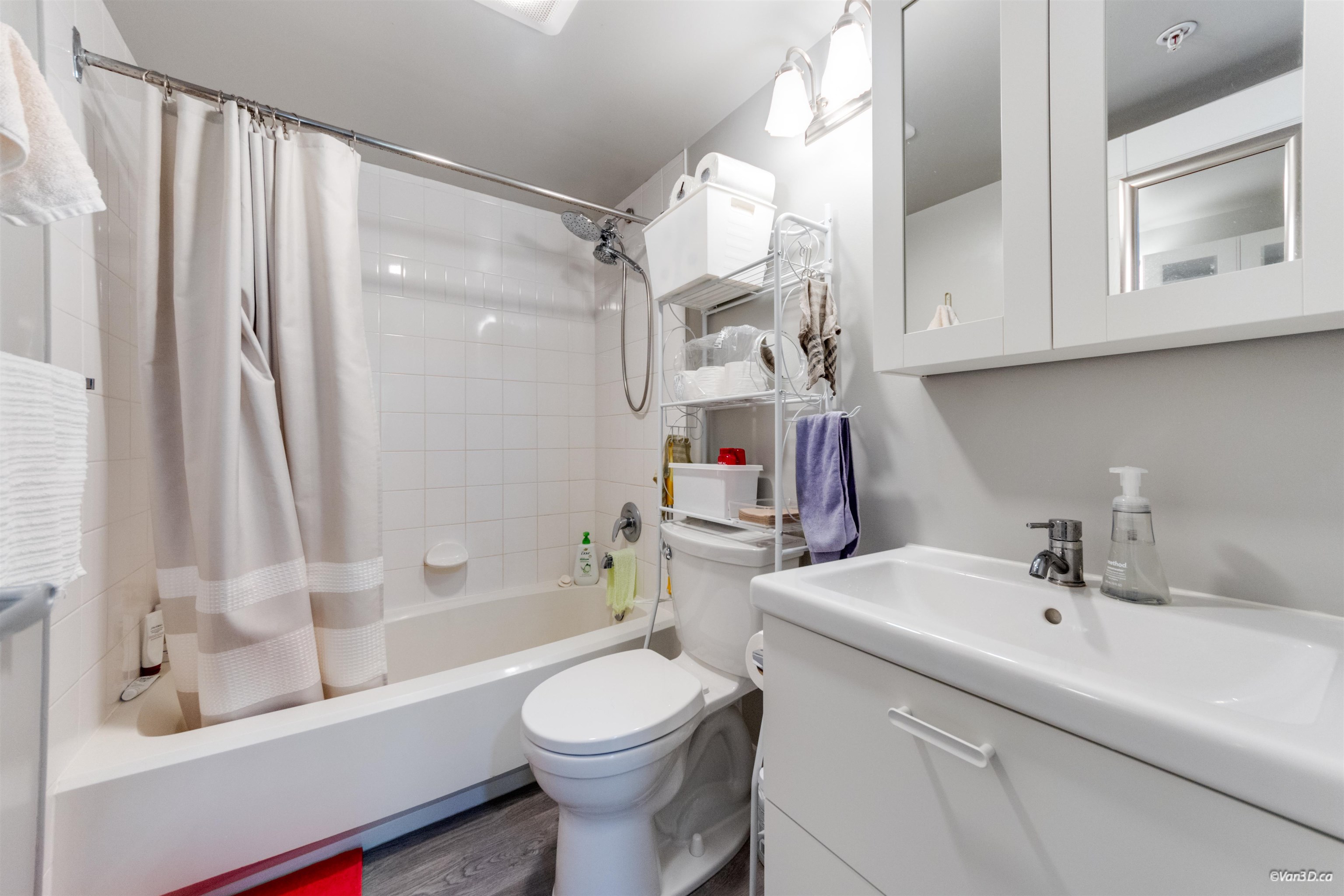 205 3438 Vanness Avenue - MLS&reg; # R3129717