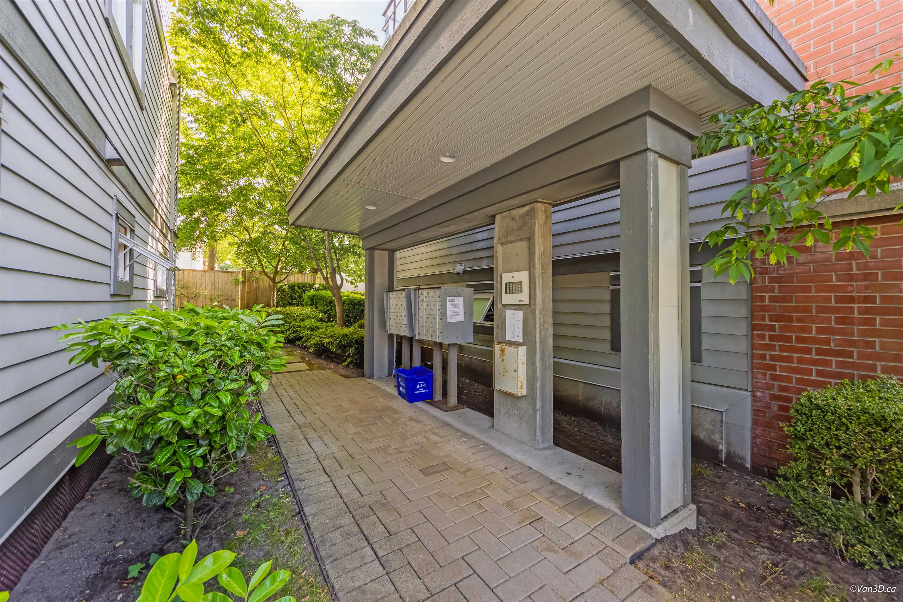 101 5568 Kings Road - MLS&reg; # R3130352
