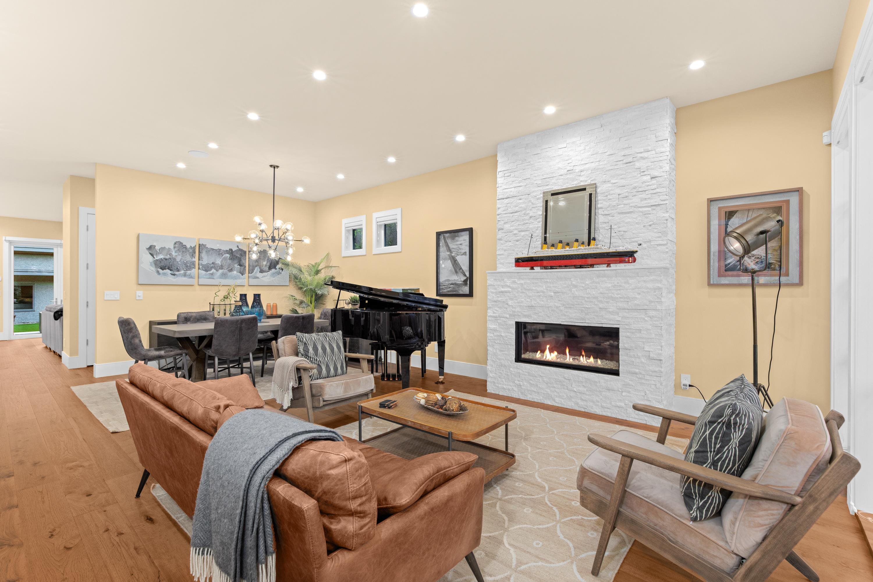  315 20th Street - MLS&reg; # R3130448