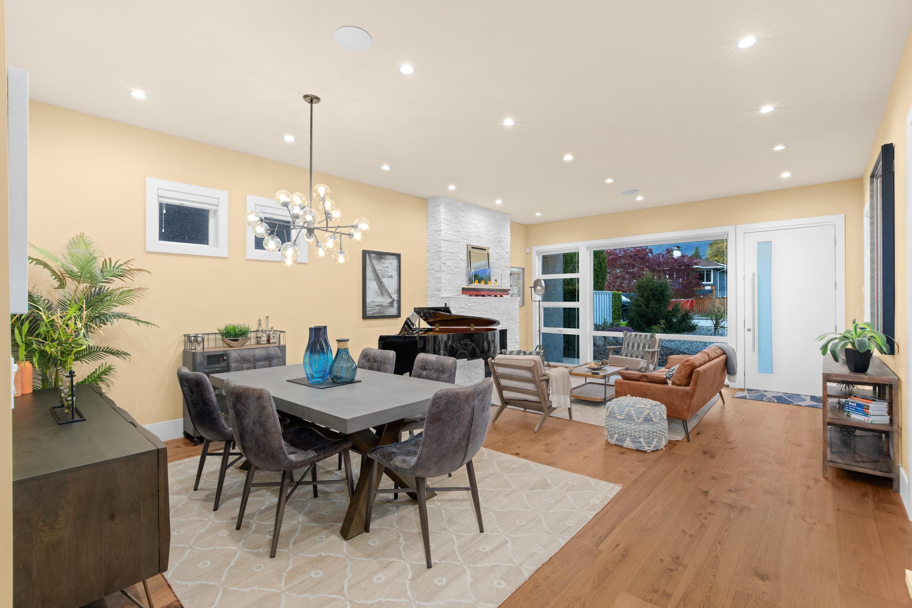  315 20th Street - MLS&reg; # R3130448