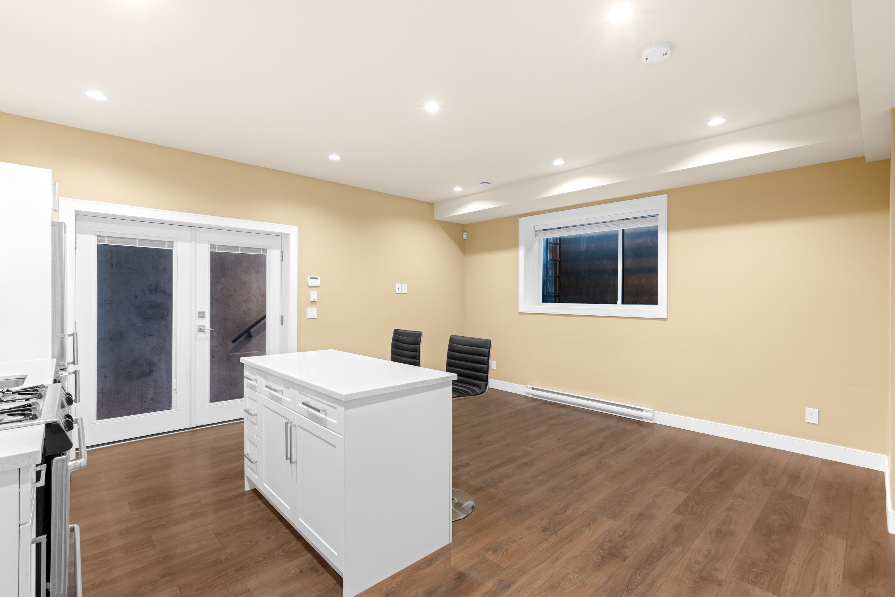  315 20th Street - MLS&reg; # R3130448
