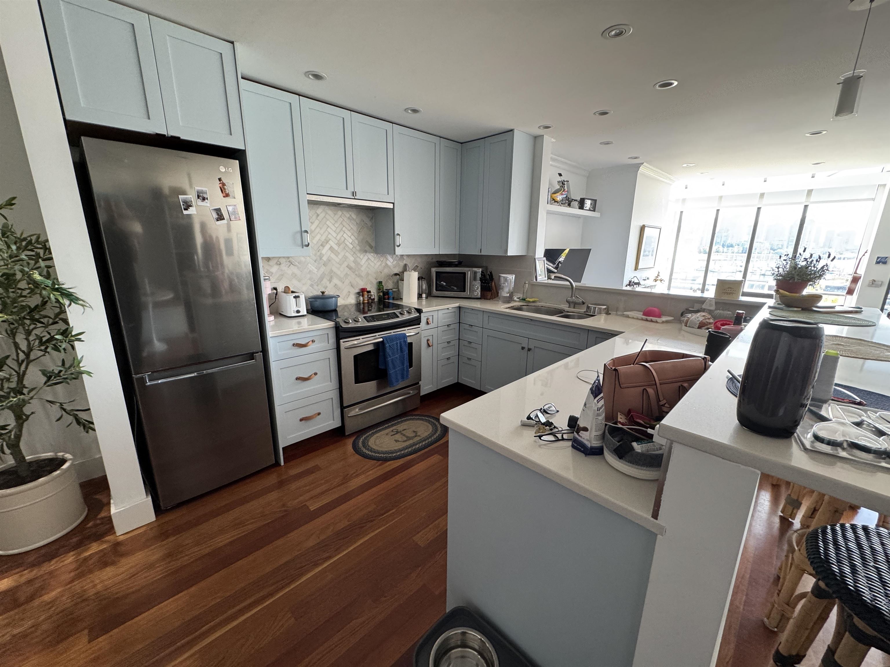 21 1201 Lamey's Mill Road - MLS&reg; # R3130711