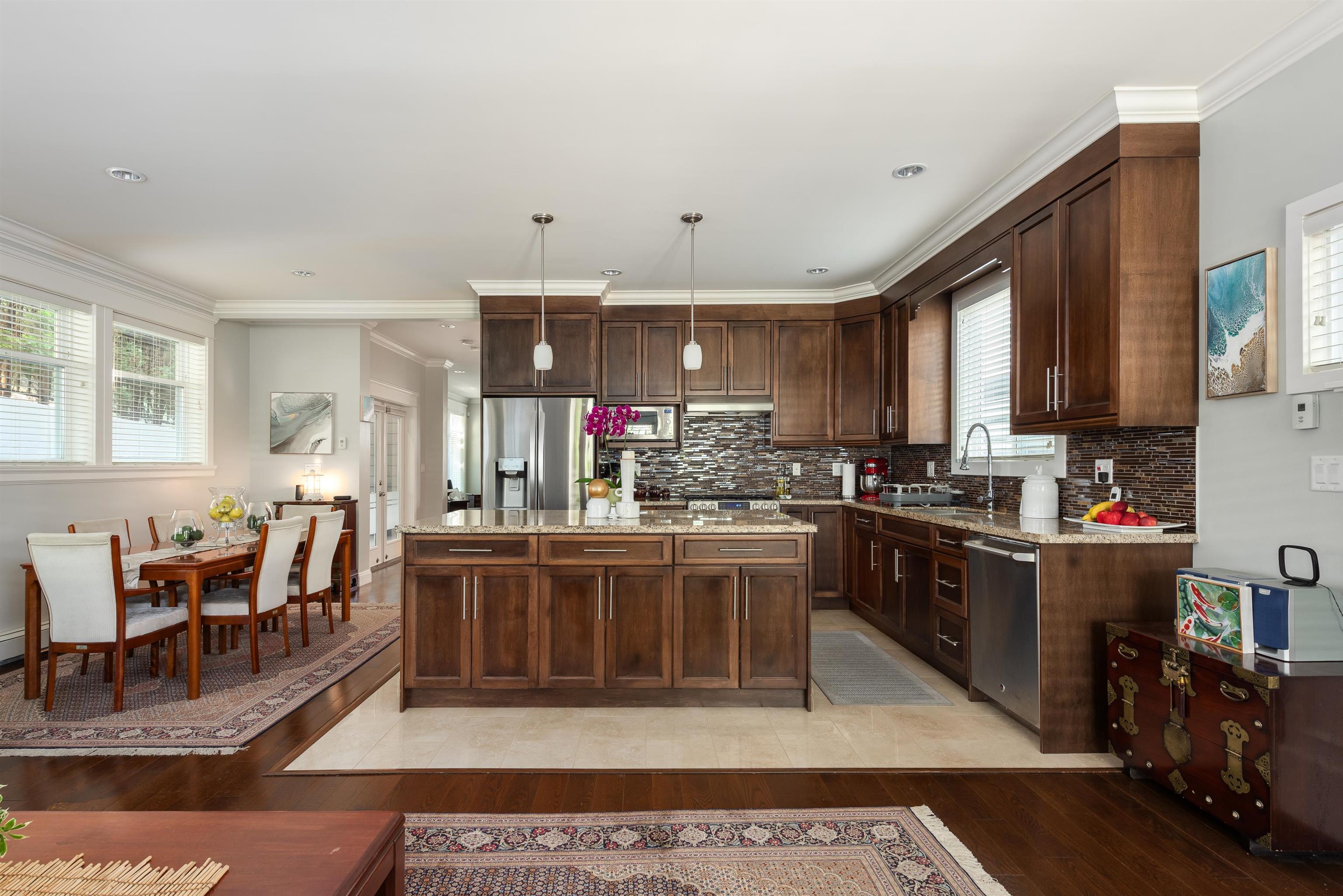  362 21st Street - MLS&reg; # R3130814