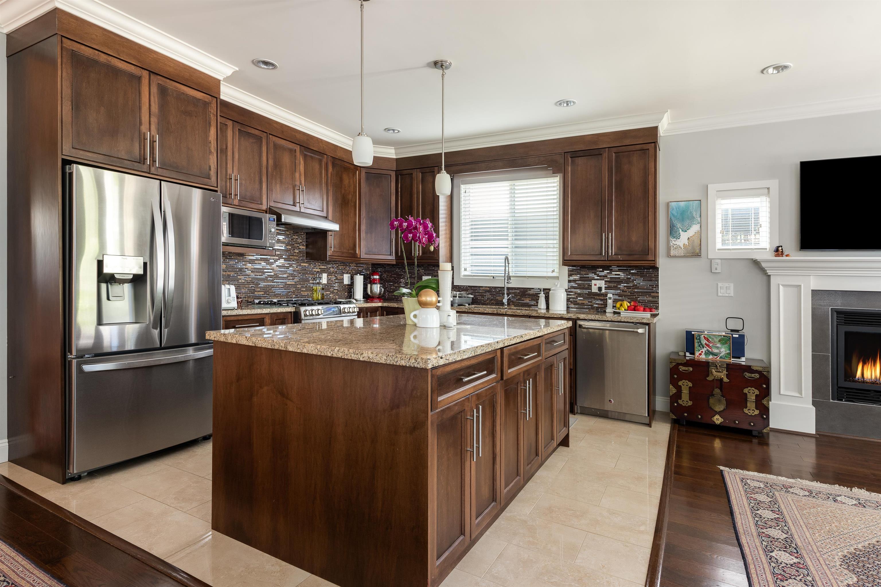  362 21st Street - MLS&reg; # R3130814
