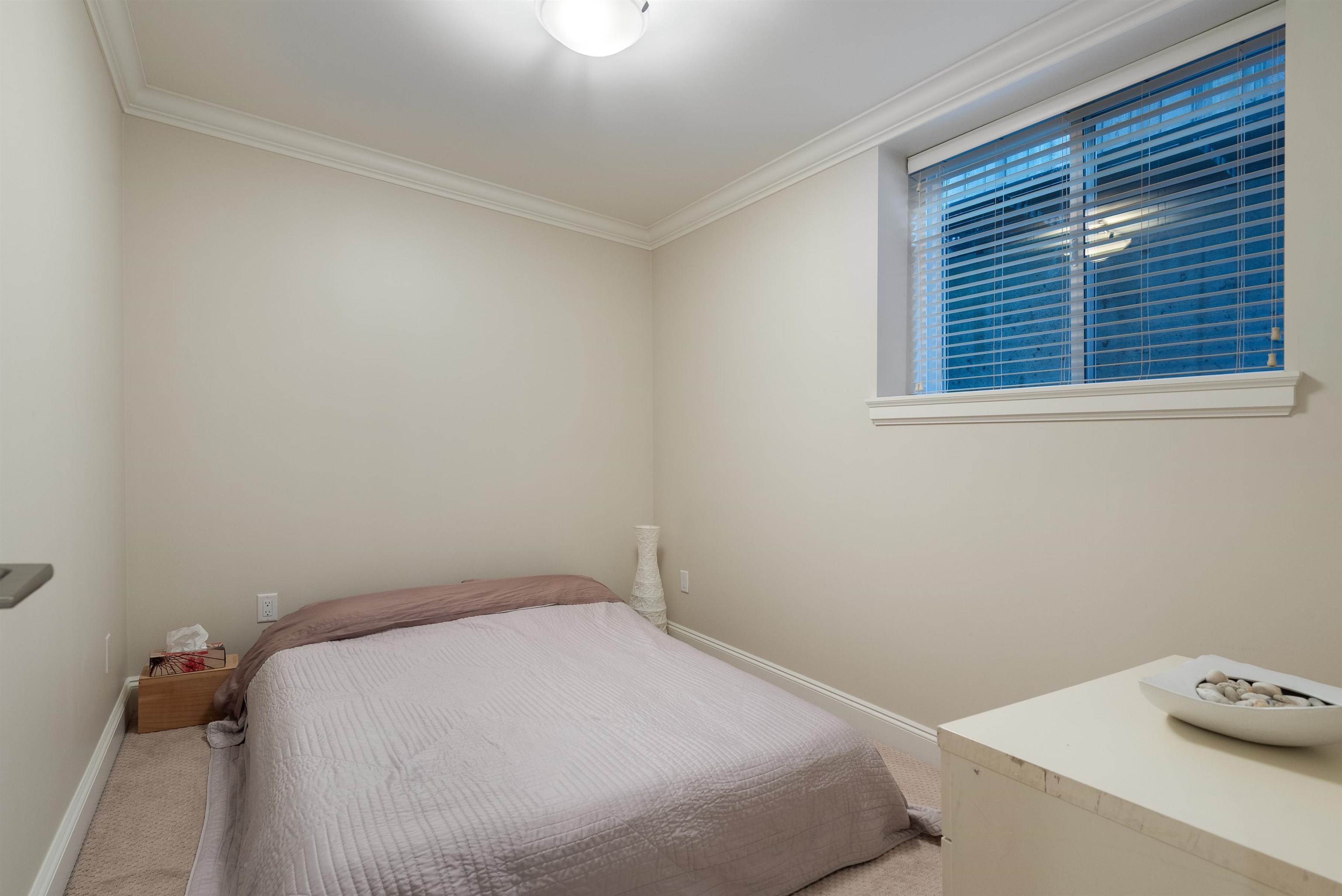  362 21st Street - MLS&reg; # R3130814