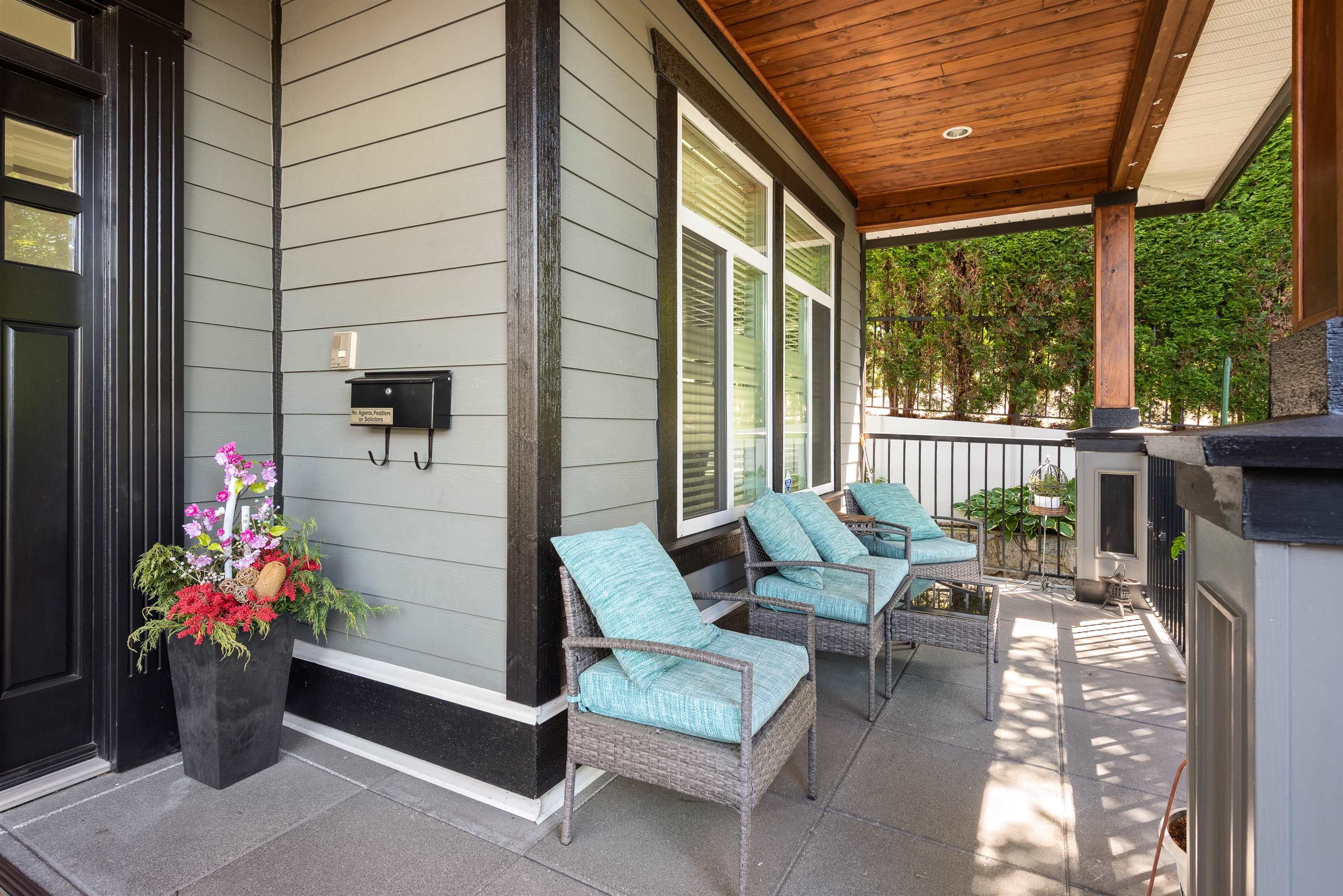  362 21st Street - MLS&reg; # R3130814