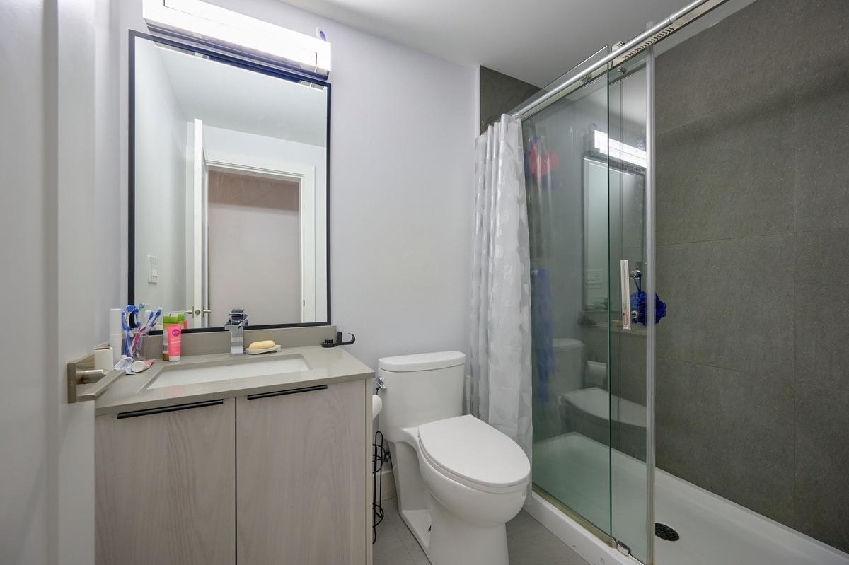  449 15th Street - MLS&reg; # R3130816