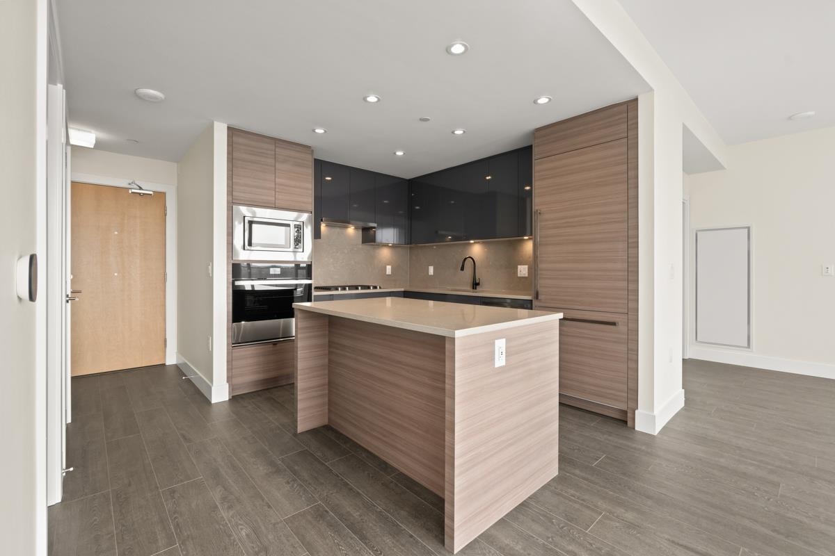 1302 3438 Sawmill Crescent  - MLS&reg; # R3131028