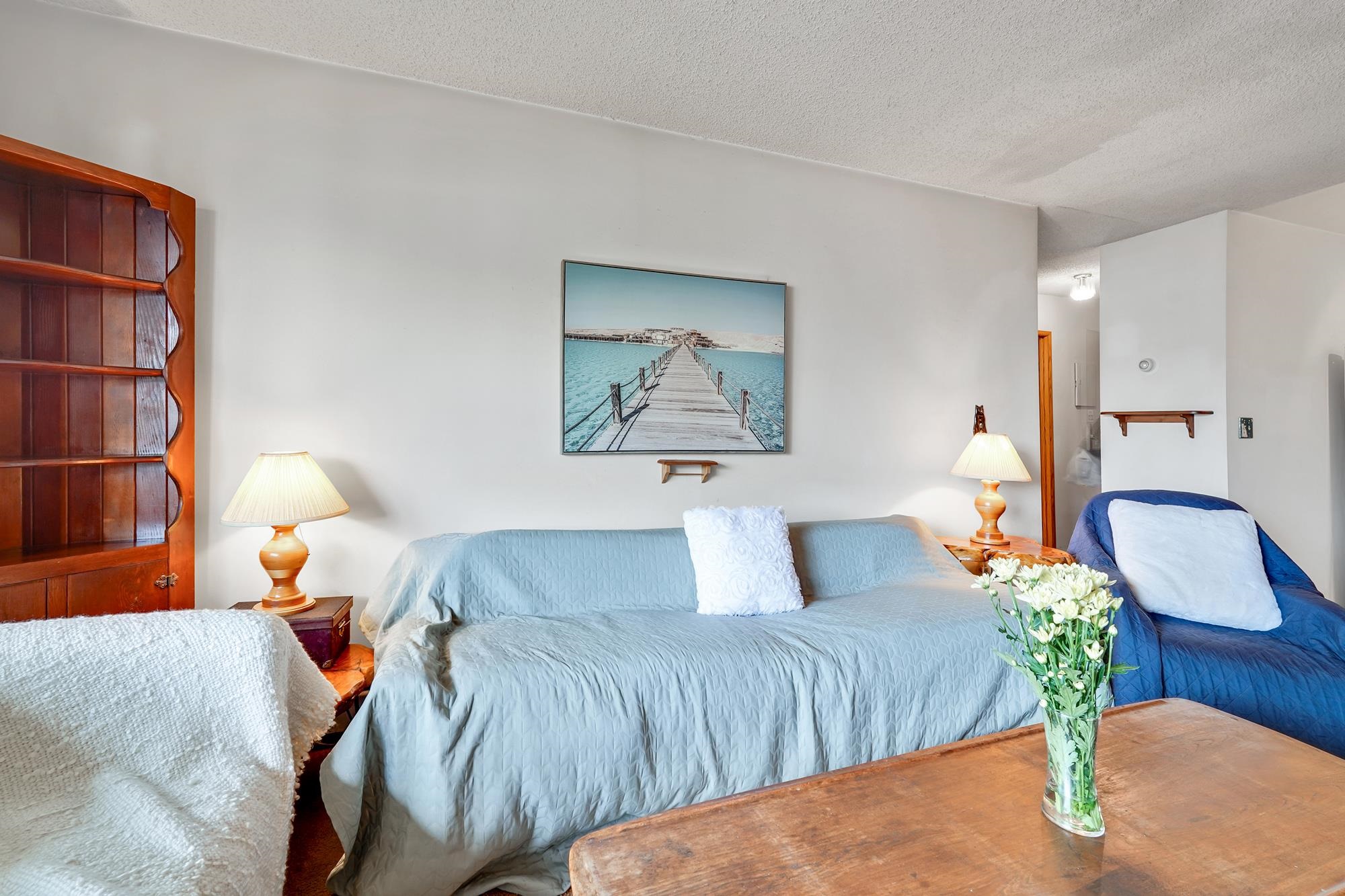 402 2215 Dundas Street - MLS&reg; # R3132547