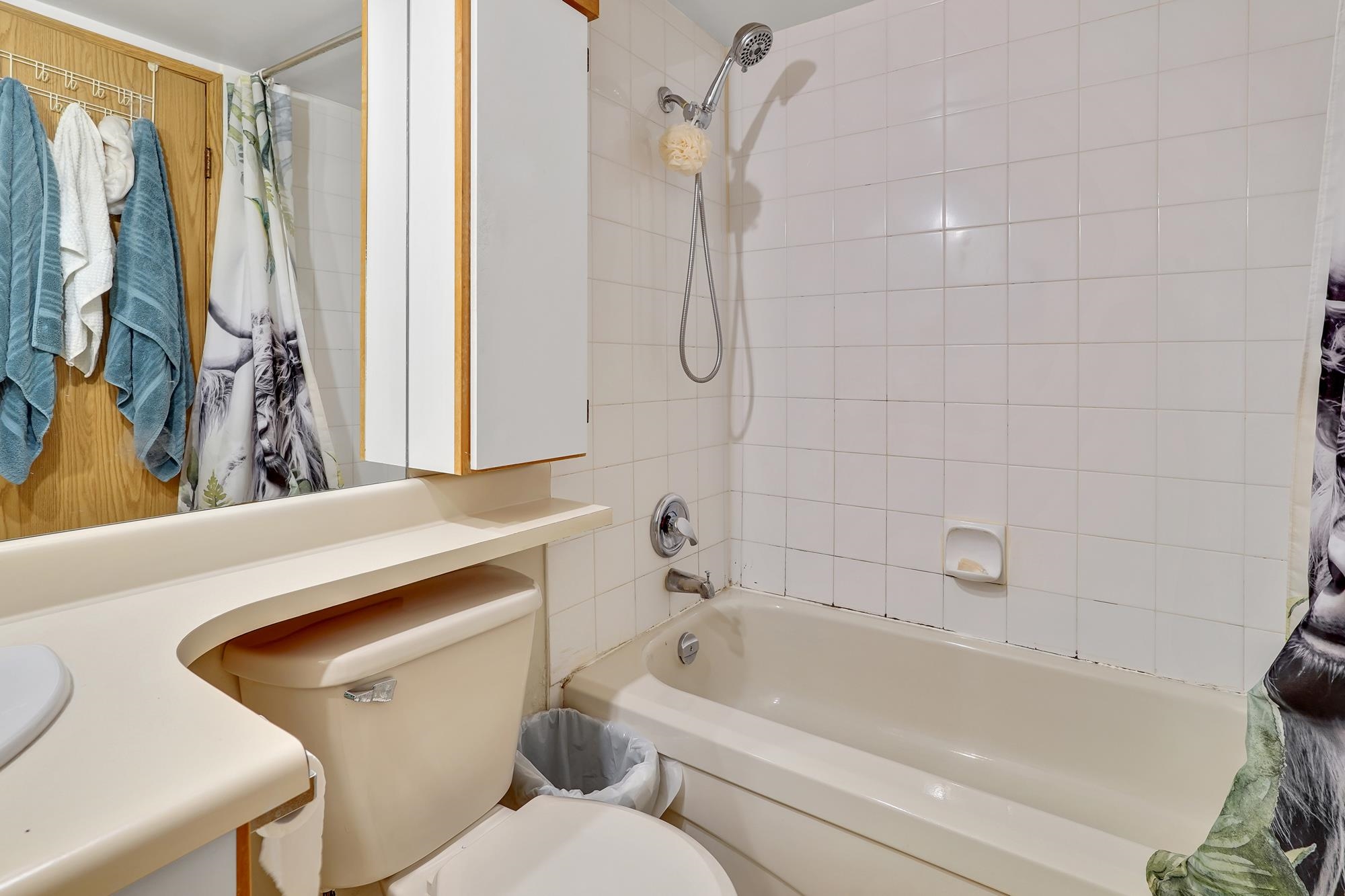 402 2215 Dundas Street - MLS&reg; # R3132547