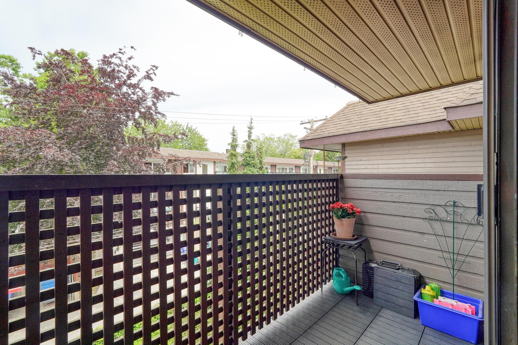 402 2215 Dundas Street - MLS&reg; # R3132547