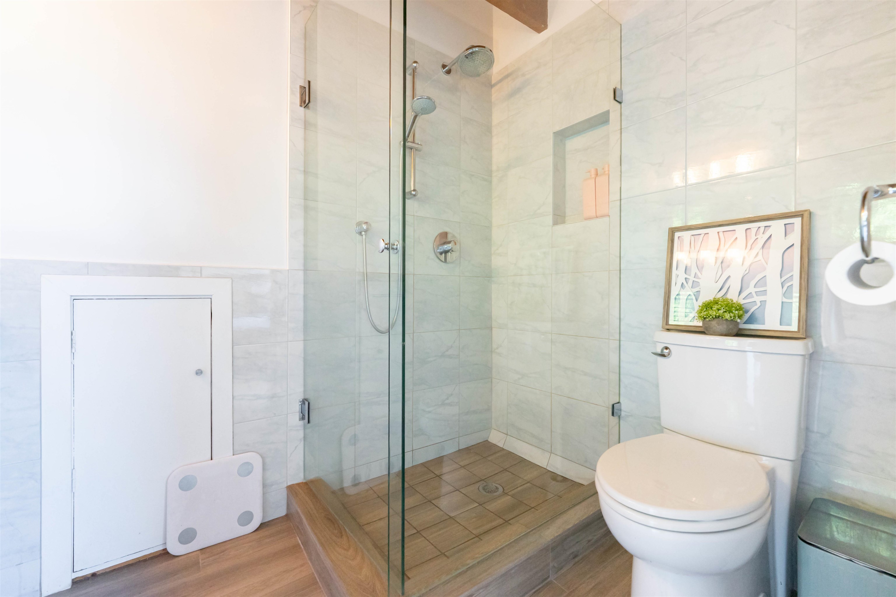  3341 Marine Drive - MLS&reg; # R3132901