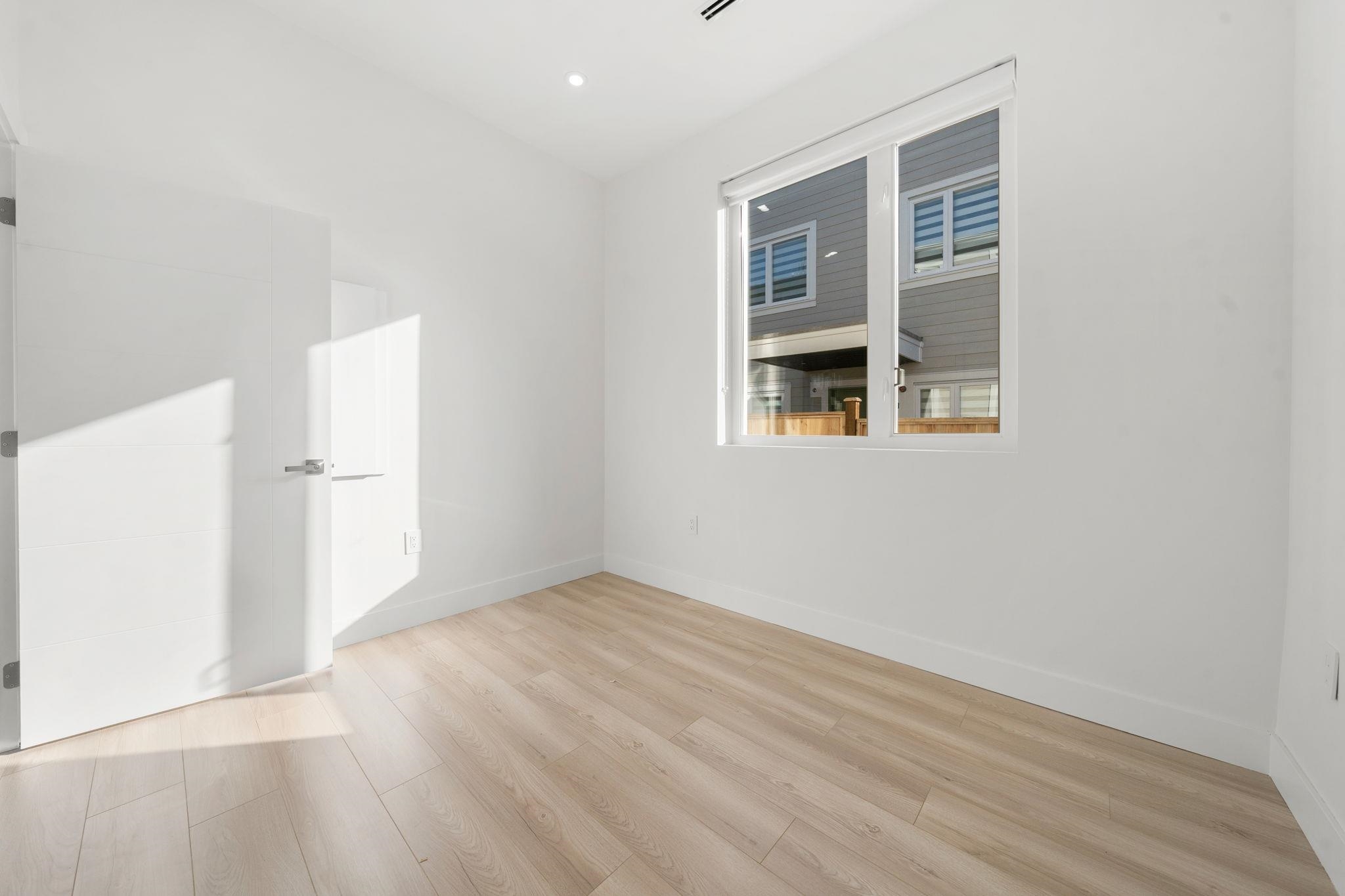 1 3583 Haida Drive - MLS&reg; # R3133221