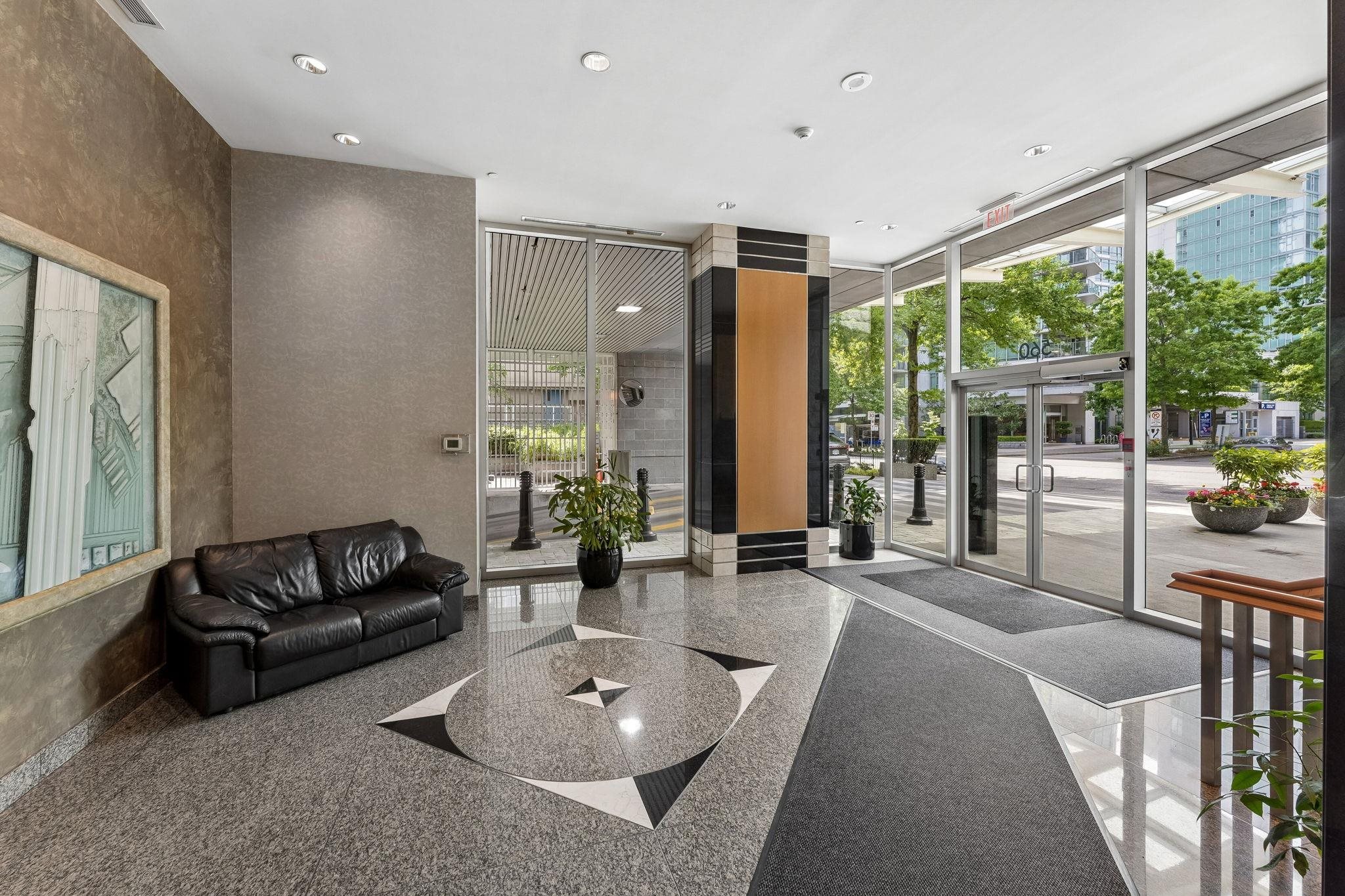 1703 560 Cardero Street - MLS&reg; # R3133532