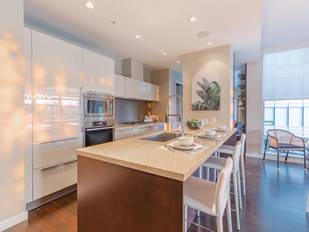 404 1616 Columbia Street - MLS&reg; # R3133836