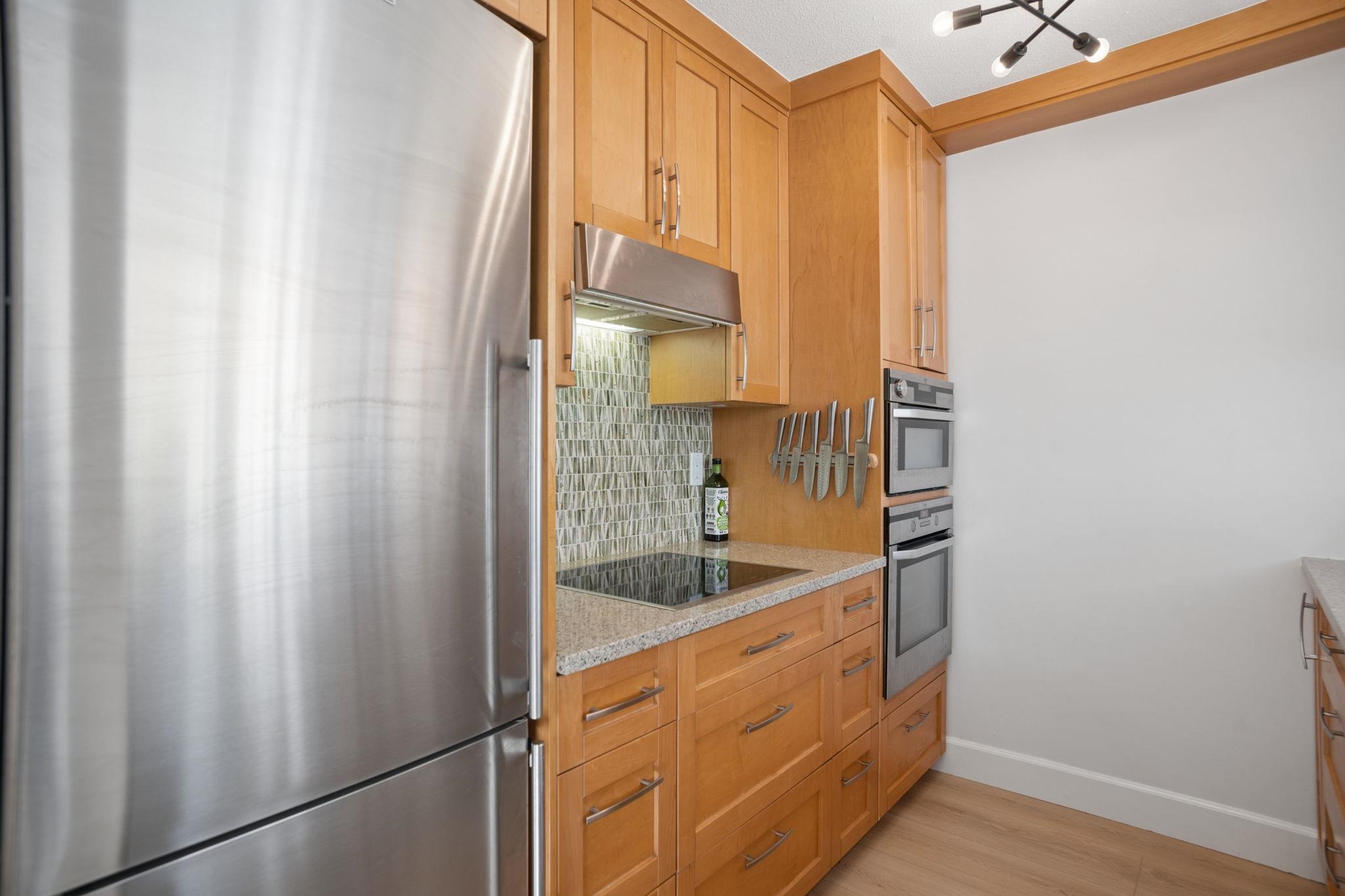 408 2020 8th Avenue - MLS&reg; # R3134159