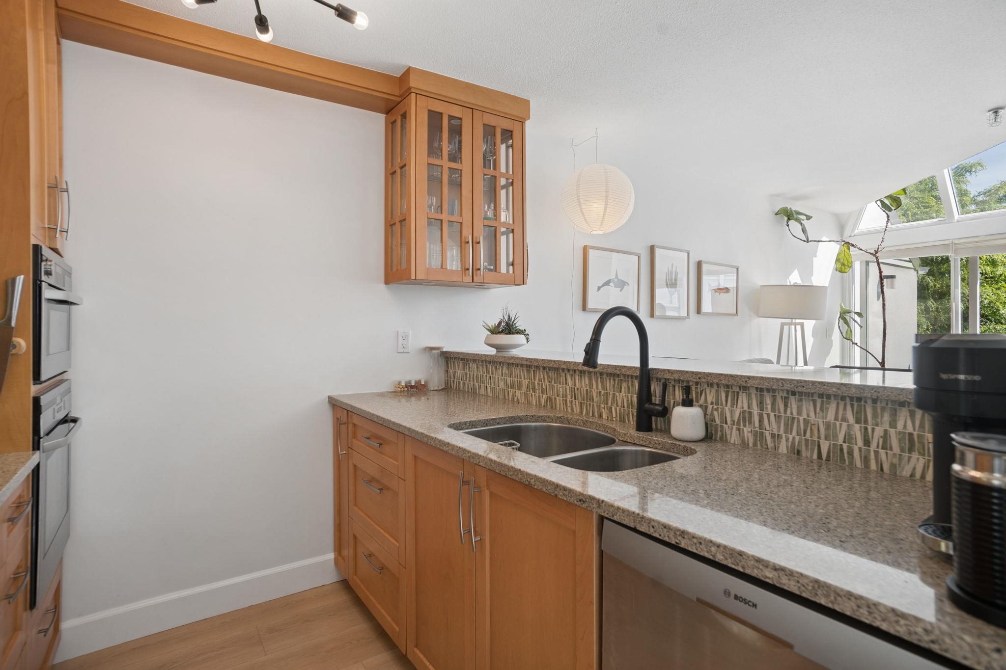 408 2020 8th Avenue - MLS&reg; # R3134159