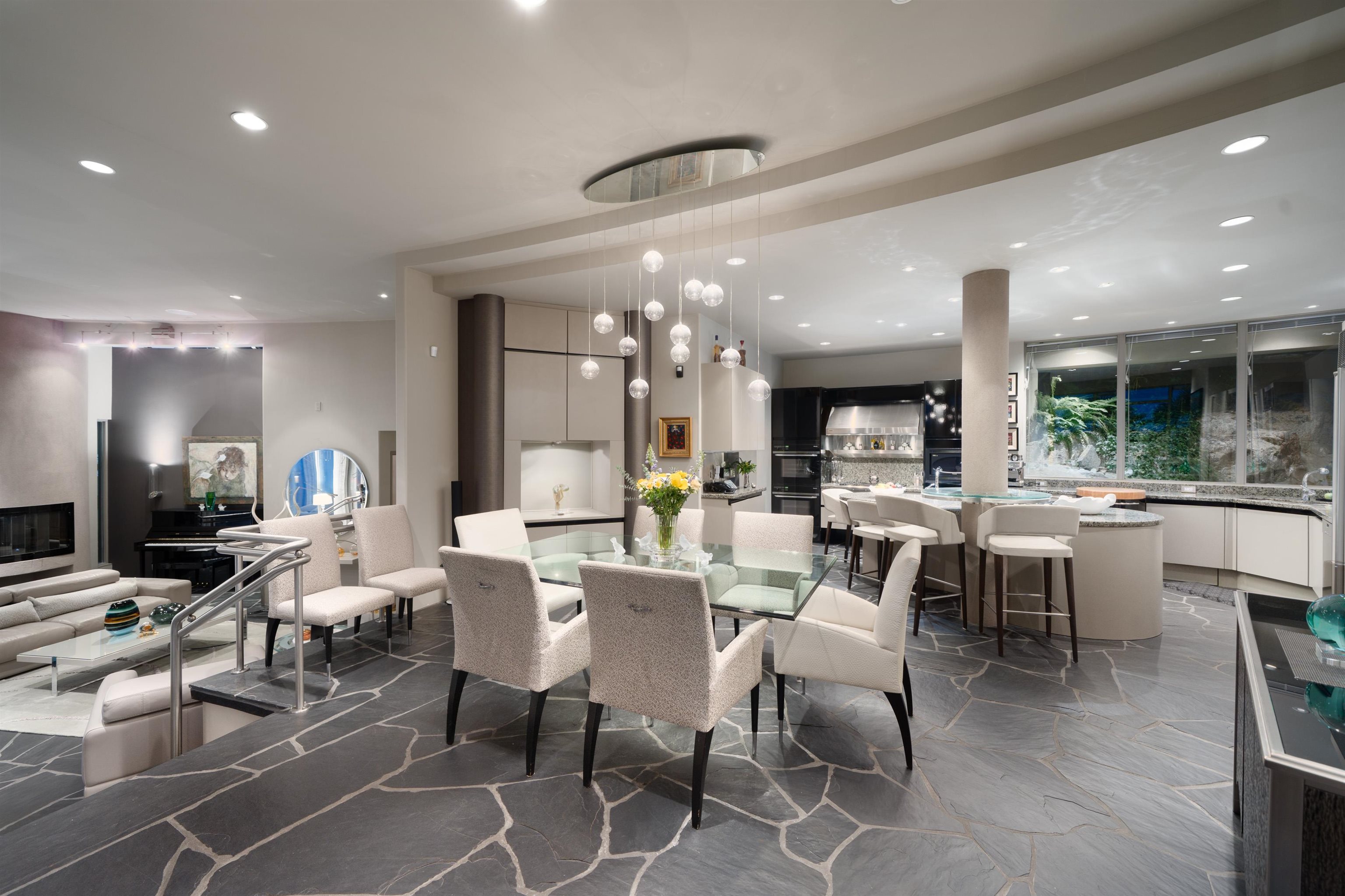  3912 Marine Drive - MLS&reg; # R3134388
