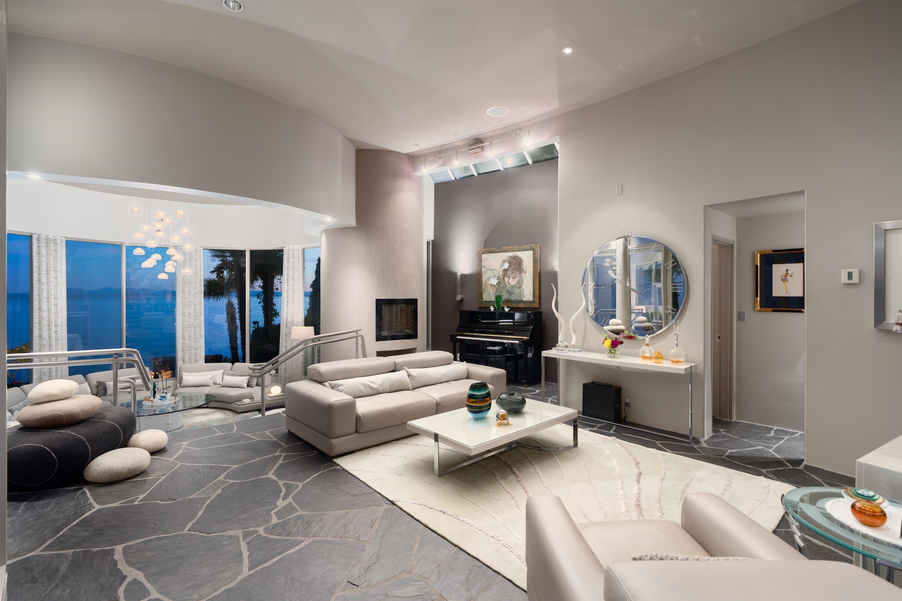  3912 Marine Drive - MLS&reg; # R3134388