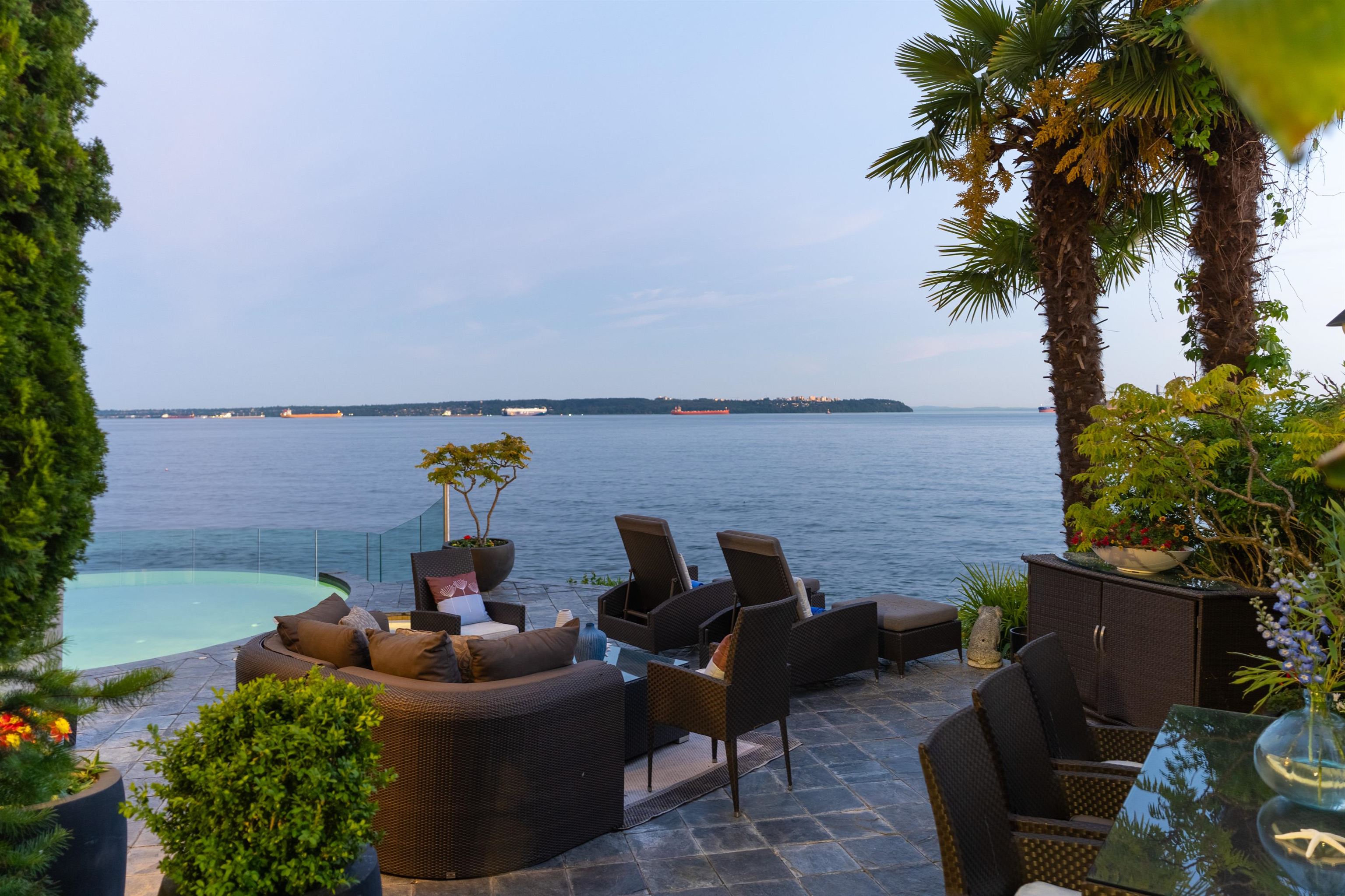 3912 Marine Drive - MLS&reg; # R3134388