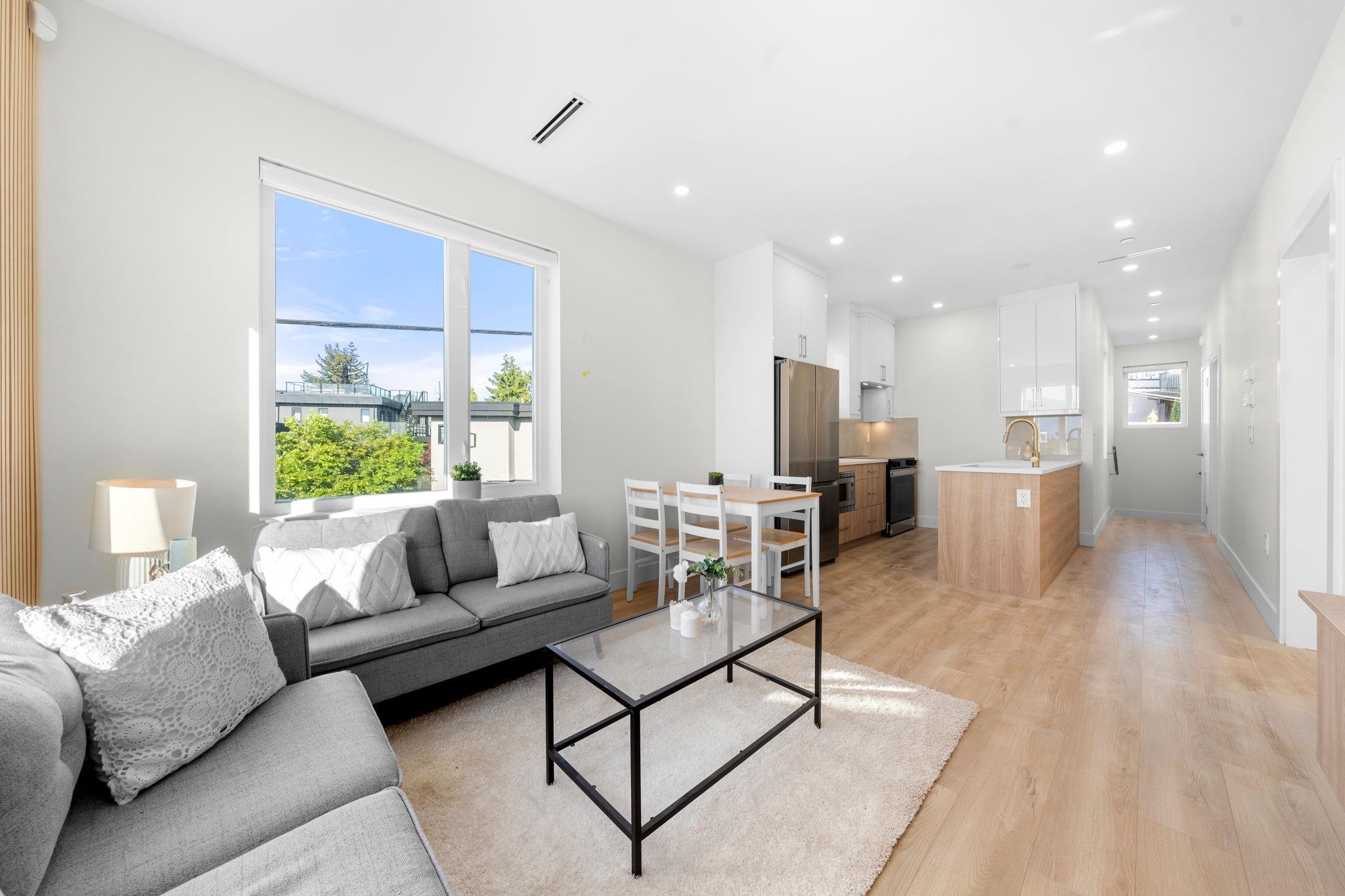 2 3583 Haida Drive - MLS&reg; # R3135147
