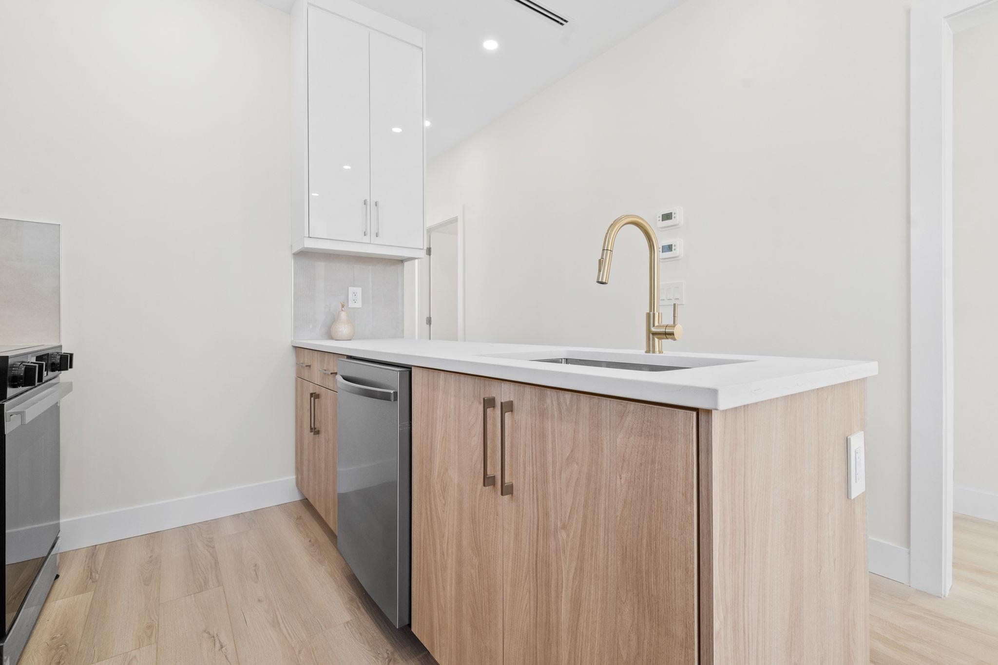 2 3583 Haida Drive - MLS&reg; # R3135147