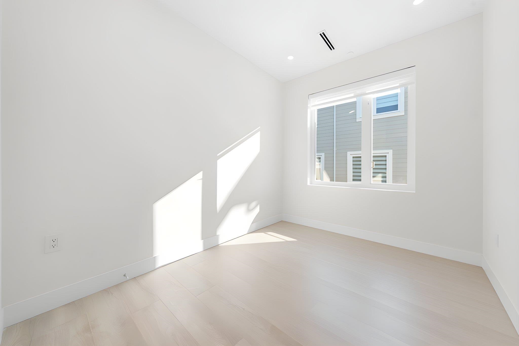 2 3583 Haida Drive - MLS&reg; # R3135147