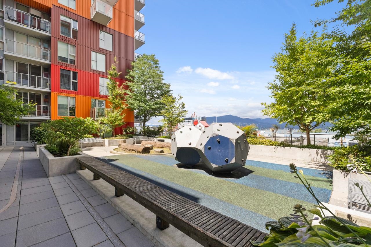 562 955 Hastings Street - MLS&reg; # R3135191