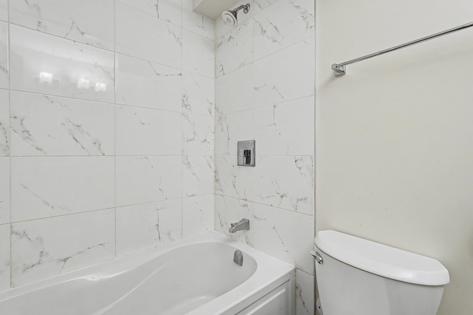 203 1611 3rd Avenue - MLS&reg; # R3135868