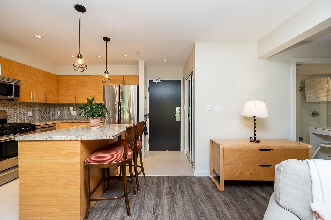 206 2832 Capilano Road - MLS&reg; # R3135871