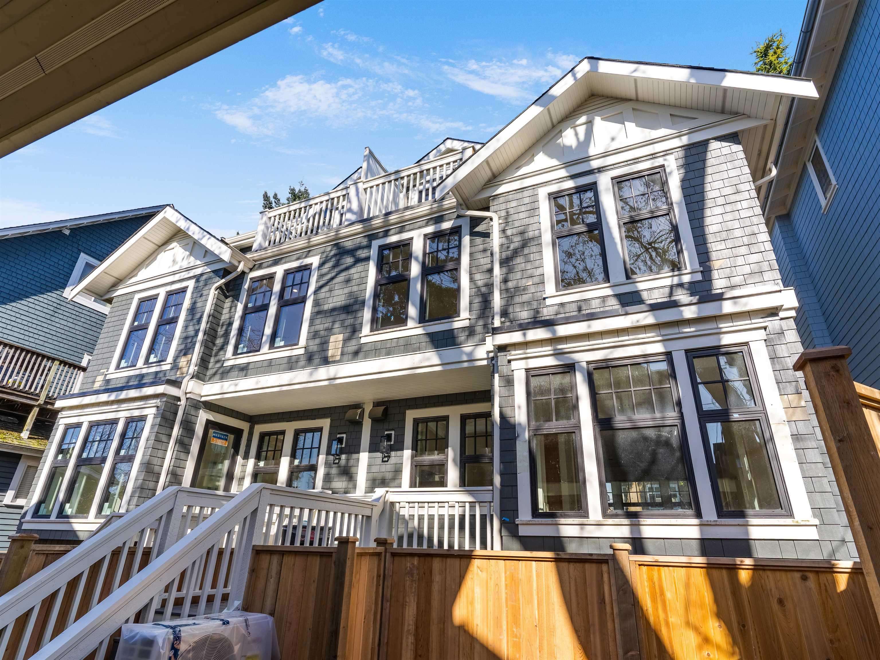  2566 2nd Avenue - MLS&reg; # R3136407
