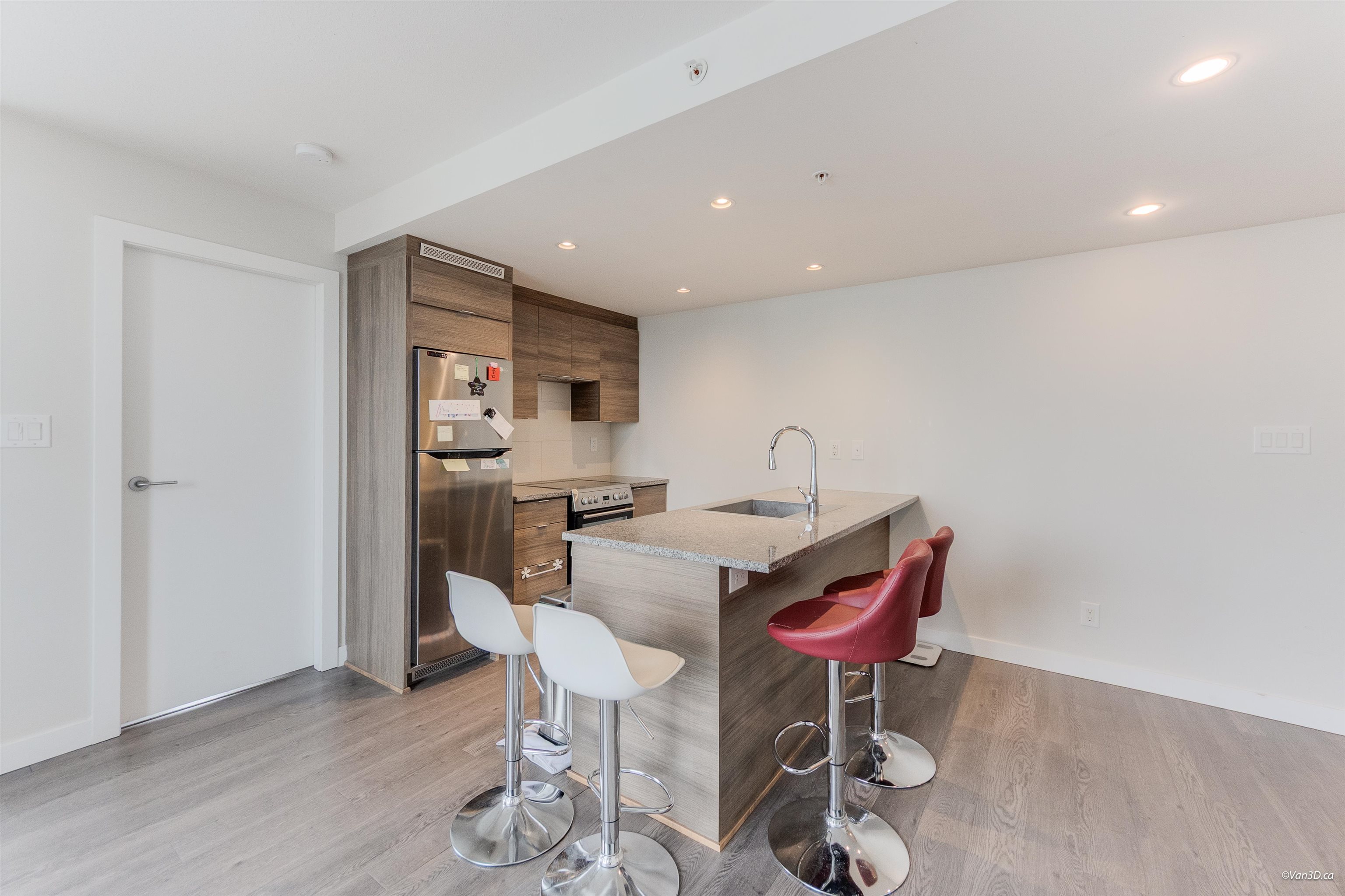 2907 488 Marine Drive - MLS&reg; # R3136461