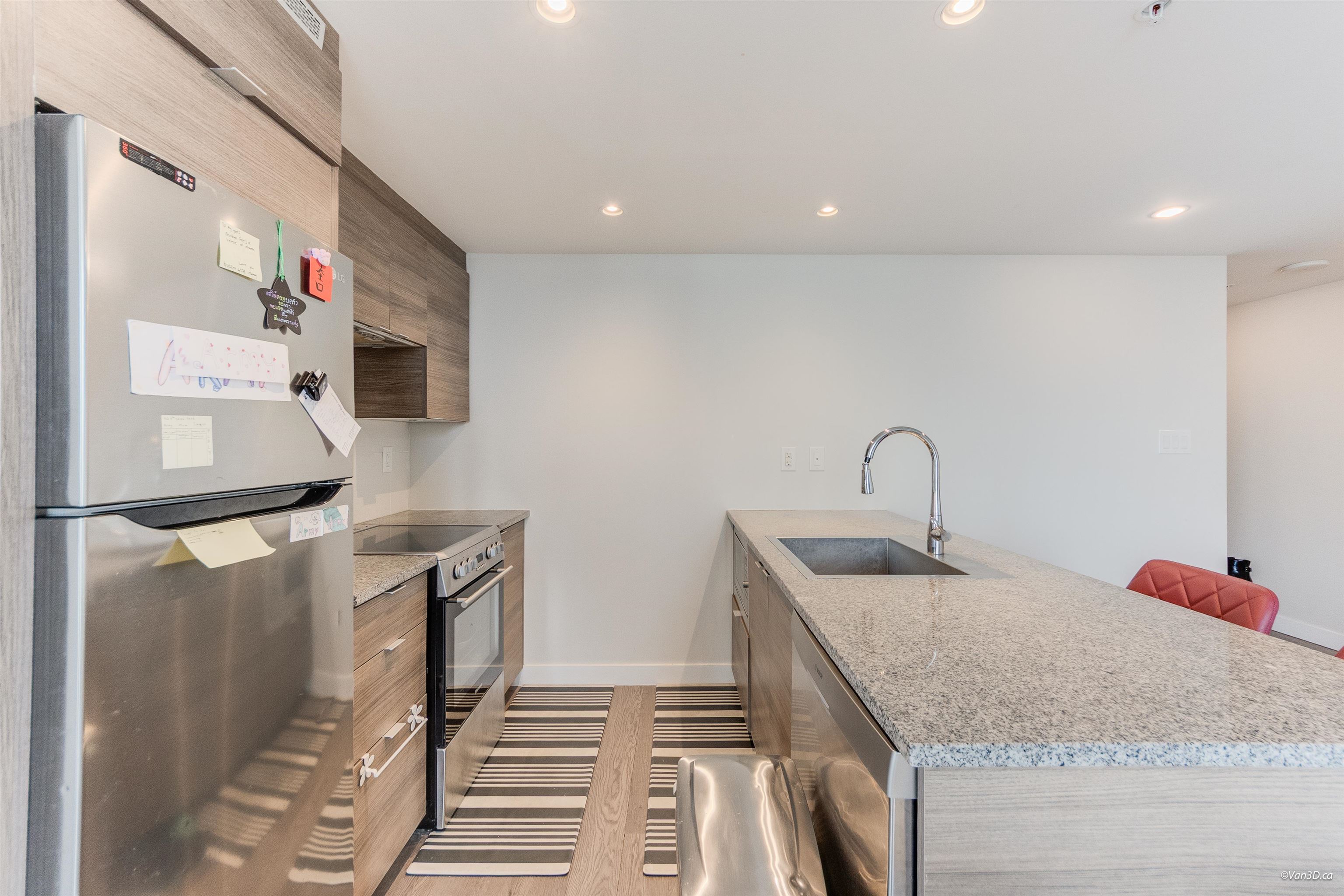 2907 488 Marine Drive - MLS&reg; # R3136461