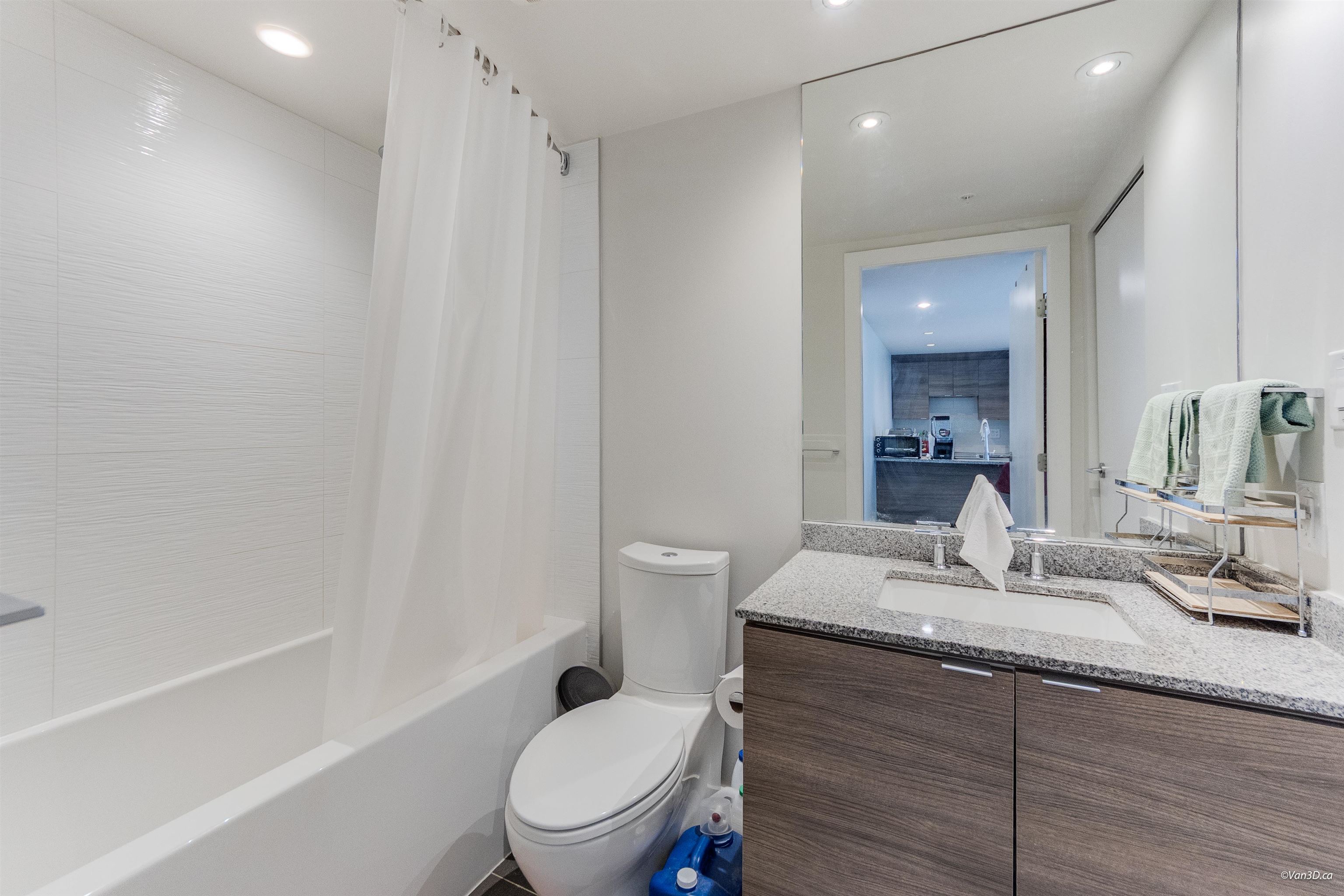 2907 488 Marine Drive - MLS&reg; # R3136461